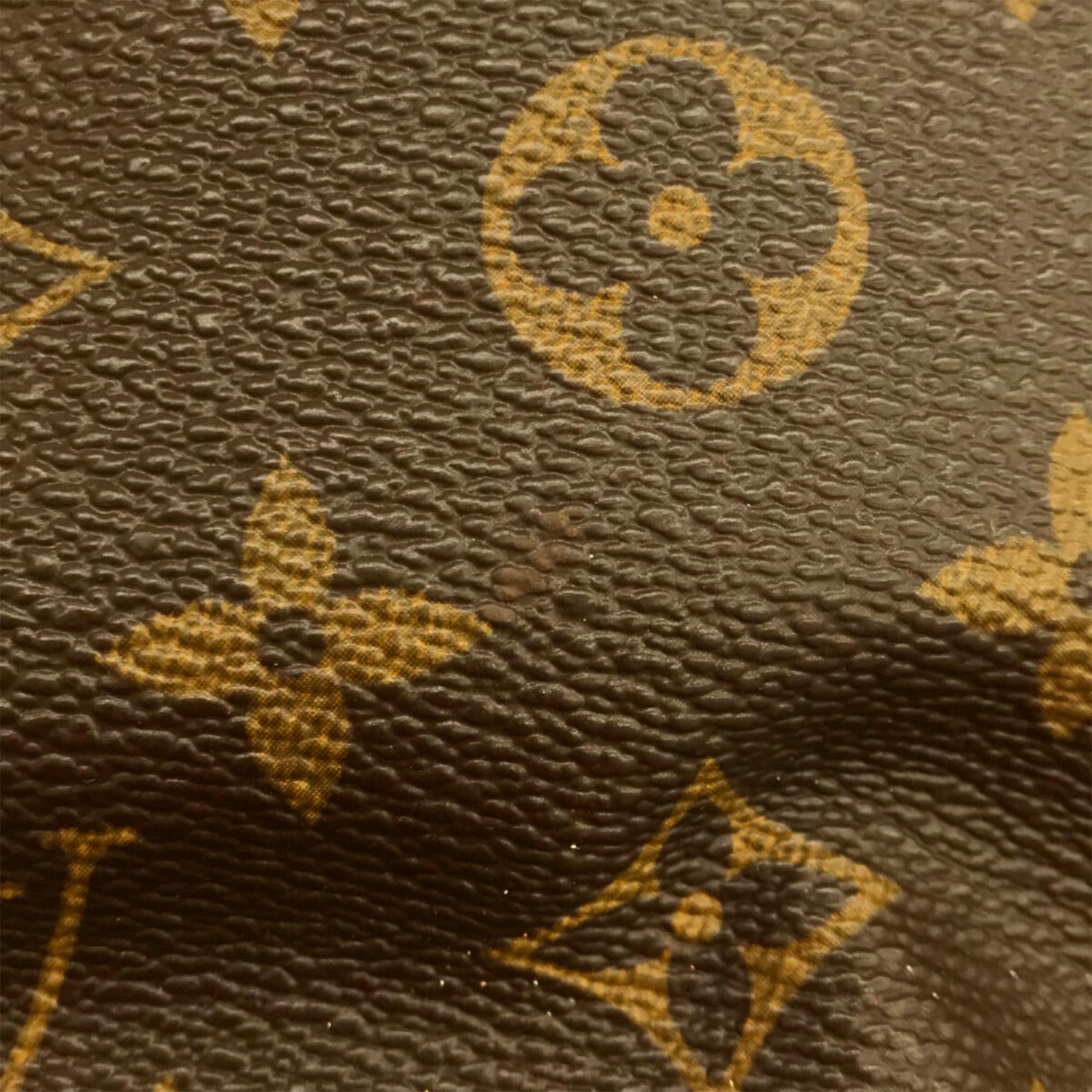 Louis Vuitton Monogram Keepall 50 (SHG-36872)