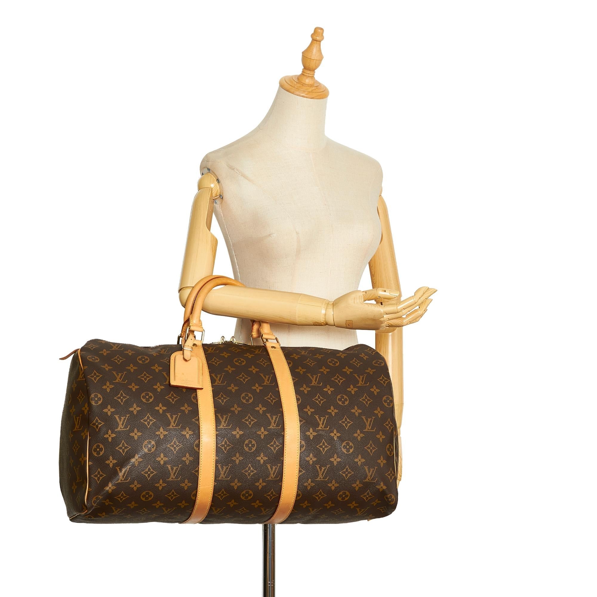 Louis Vuitton Monogram Keepall 50 (SHG-AKQ2H9)