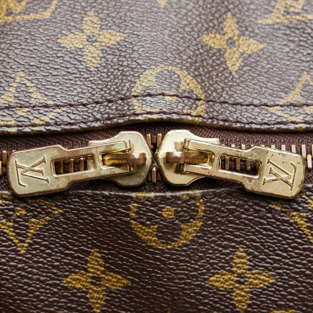 Louis Vuitton Monogram Keepall 50 (SHG-uJkyDr)