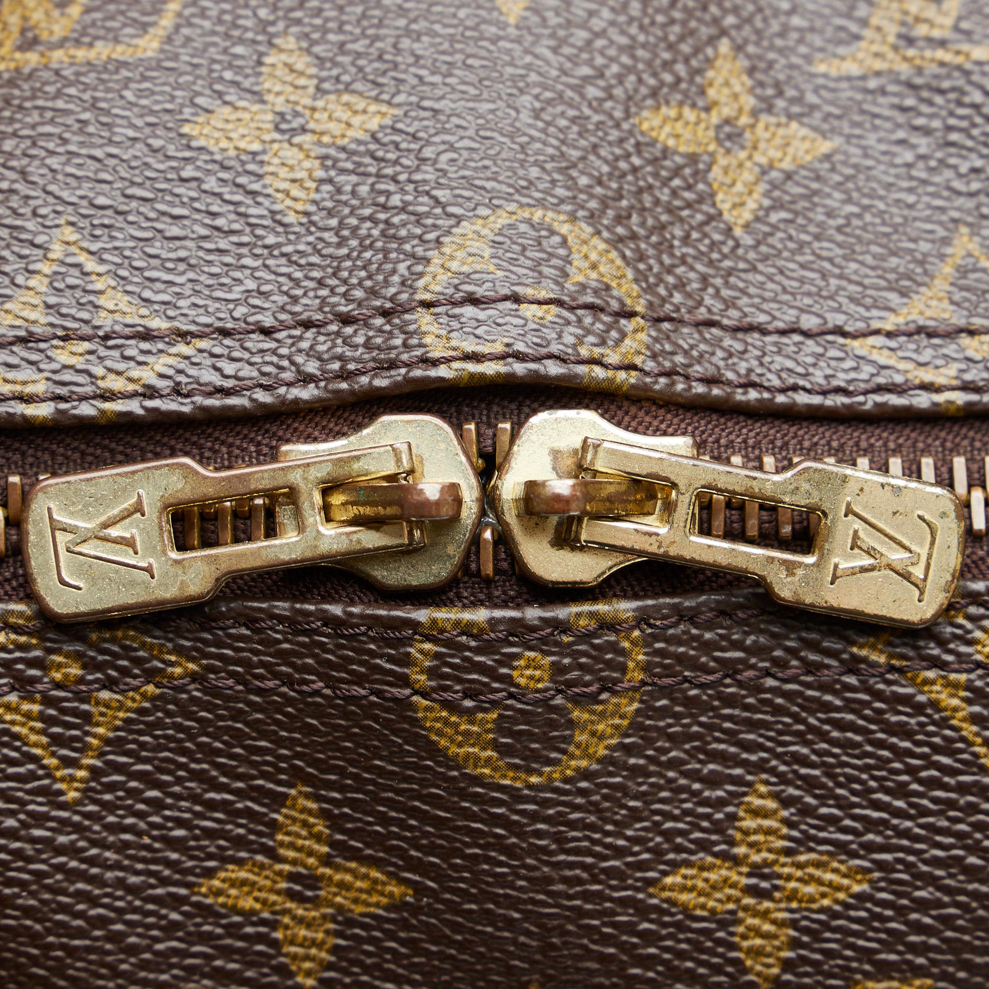 Louis Vuitton Monogram Keepall 50 (SHG-uJkyDr)