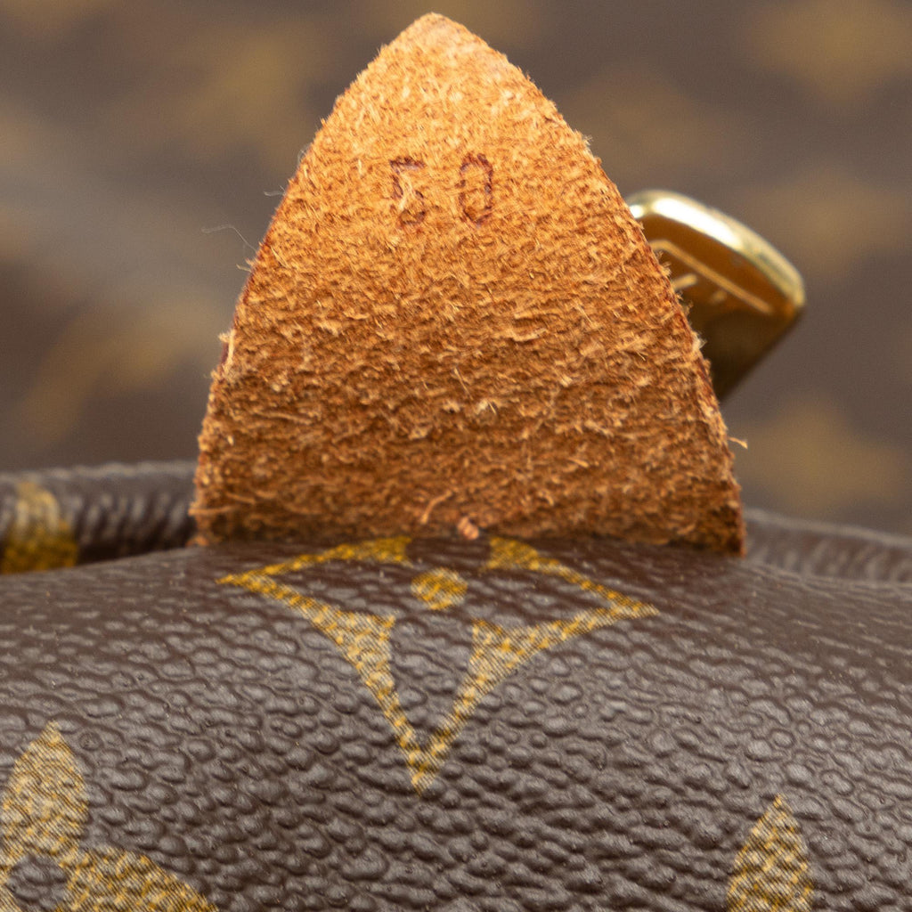 Louis Vuitton Monogram Keepall 50 (SHG-hMubge)