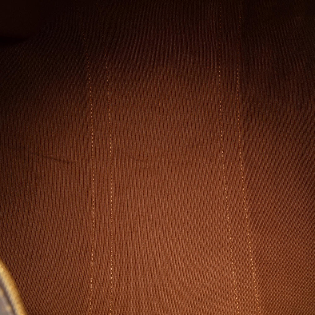 Louis Vuitton Monogram Keepall 50 (SHG-LPqkiM)