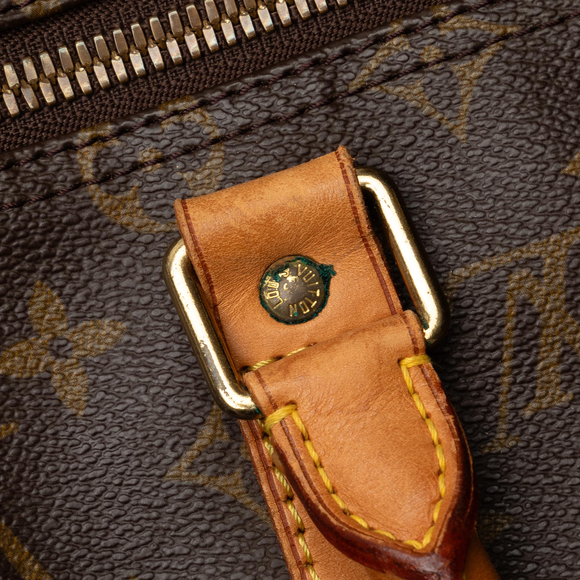 Louis Vuitton Monogram Keepall 50 (SHG-FJRVZt)