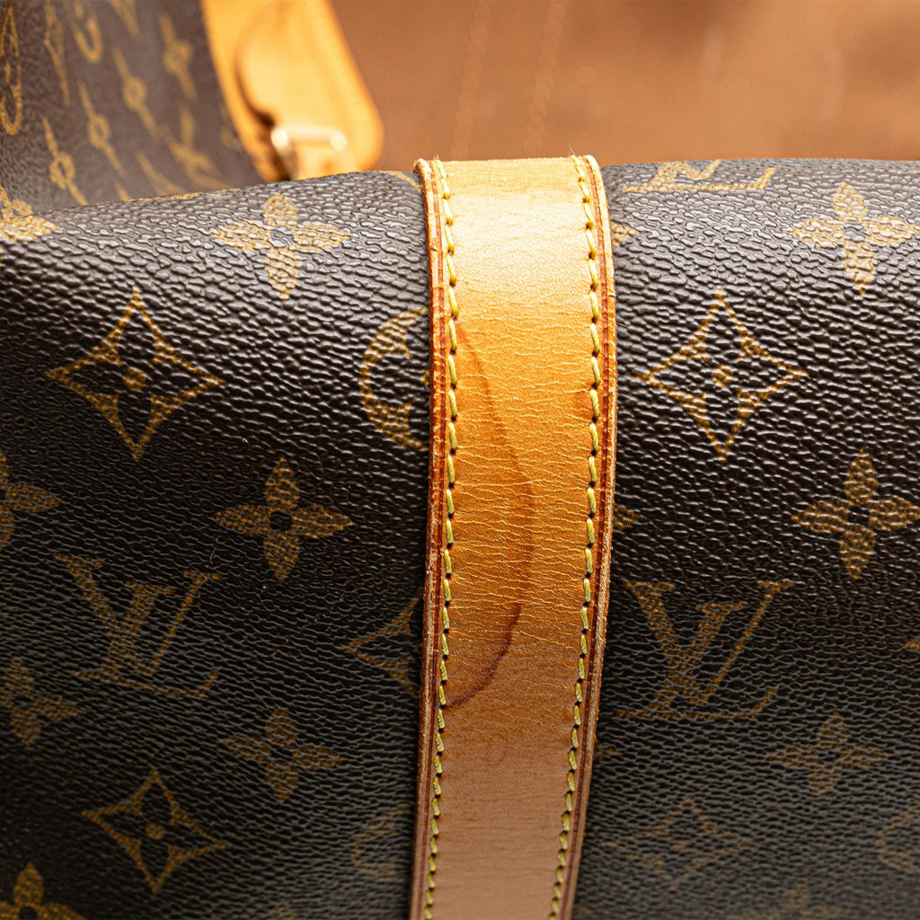 Louis Vuitton Monogram Keepall 50 (SHG-RvBq1W)