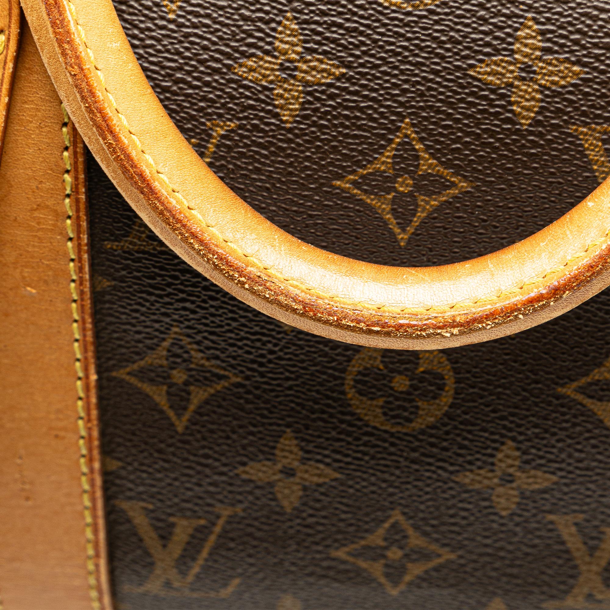 Louis Vuitton Monogram Keepall 50 (SHG-RvBq1W)