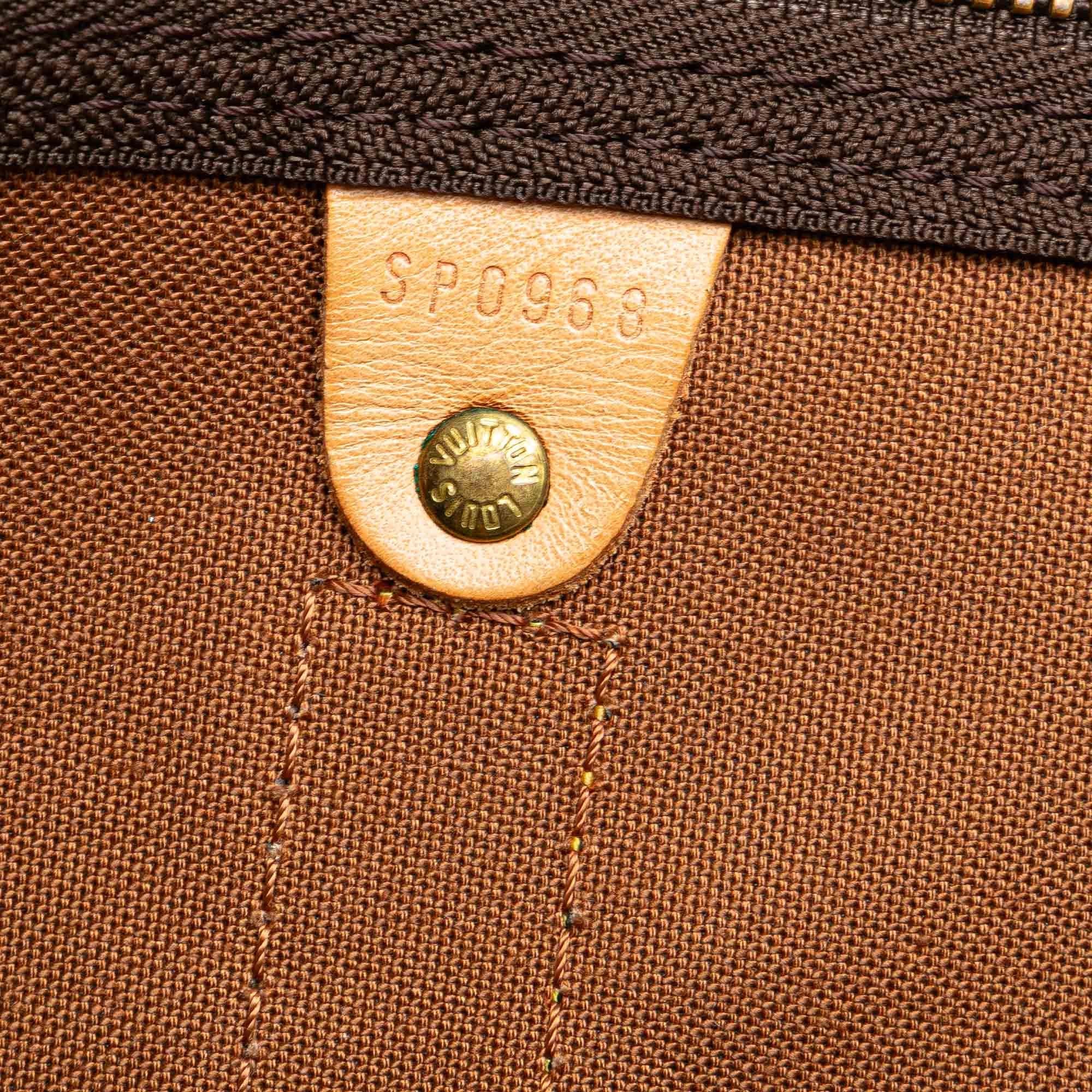 Louis Vuitton Monogram Keepall 50 (SHG-pVean7)