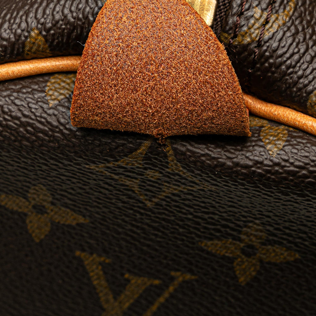 Louis Vuitton Monogram Keepall 50 (SHG-V9v7xK)