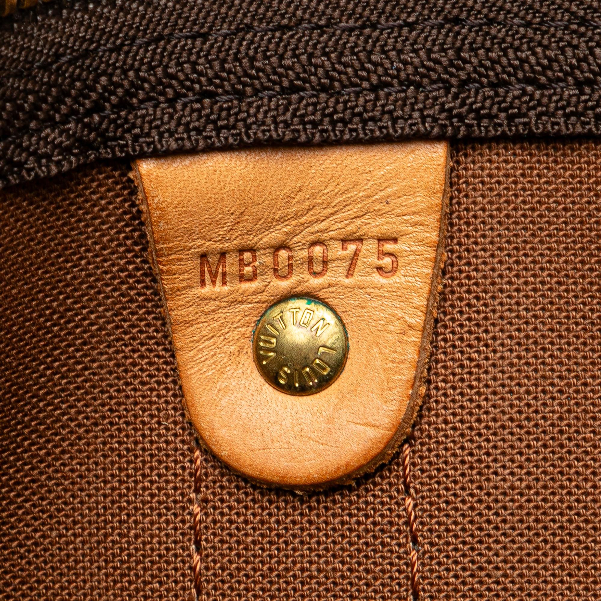 Louis Vuitton Monogram Keepall 50 (SHG-XObkmT)