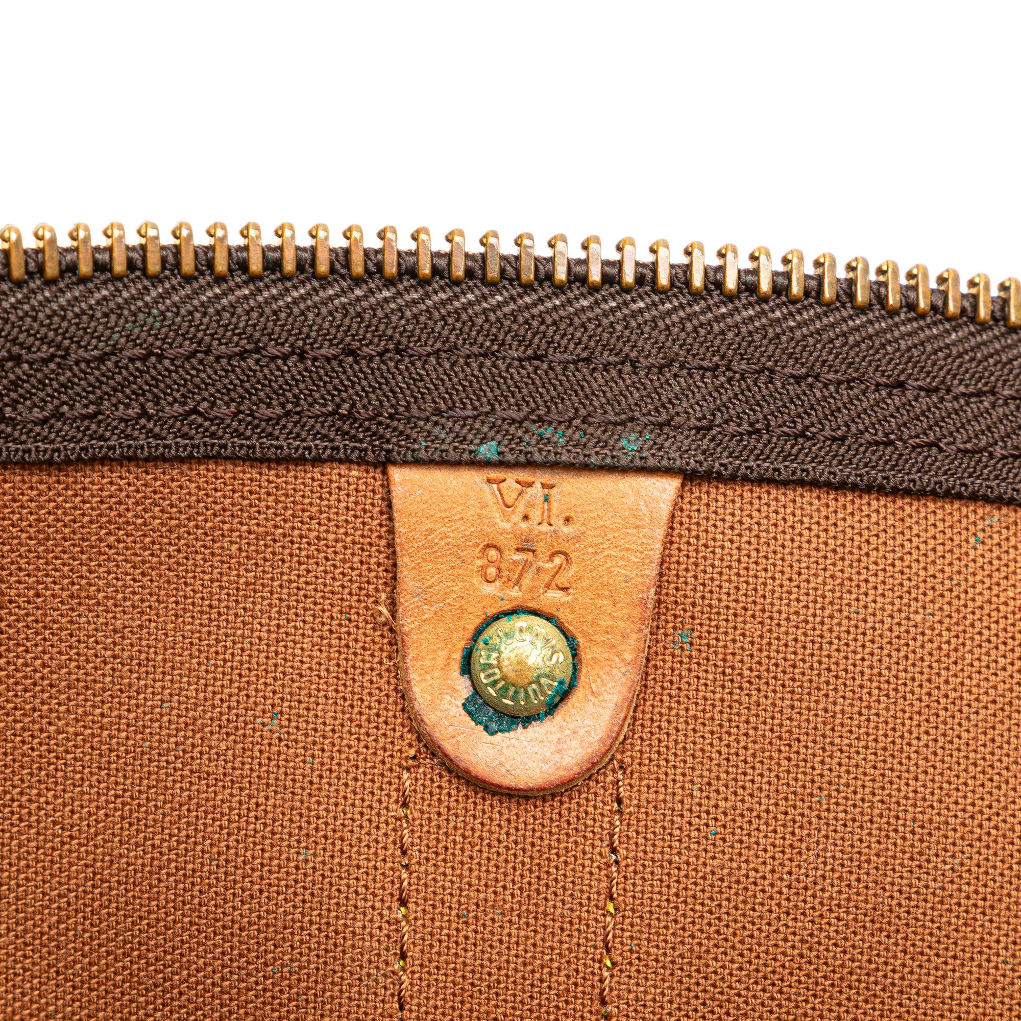 Louis Vuitton Monogram Keepall 50 (SHG-QgAigr)