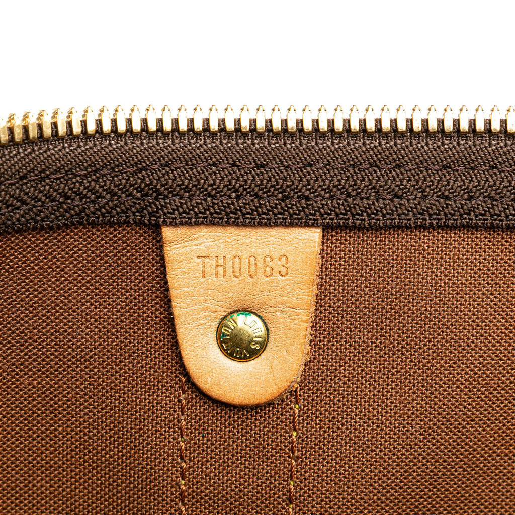 Louis Vuitton Monogram Keepall 50 (SHG-SIdpGk)