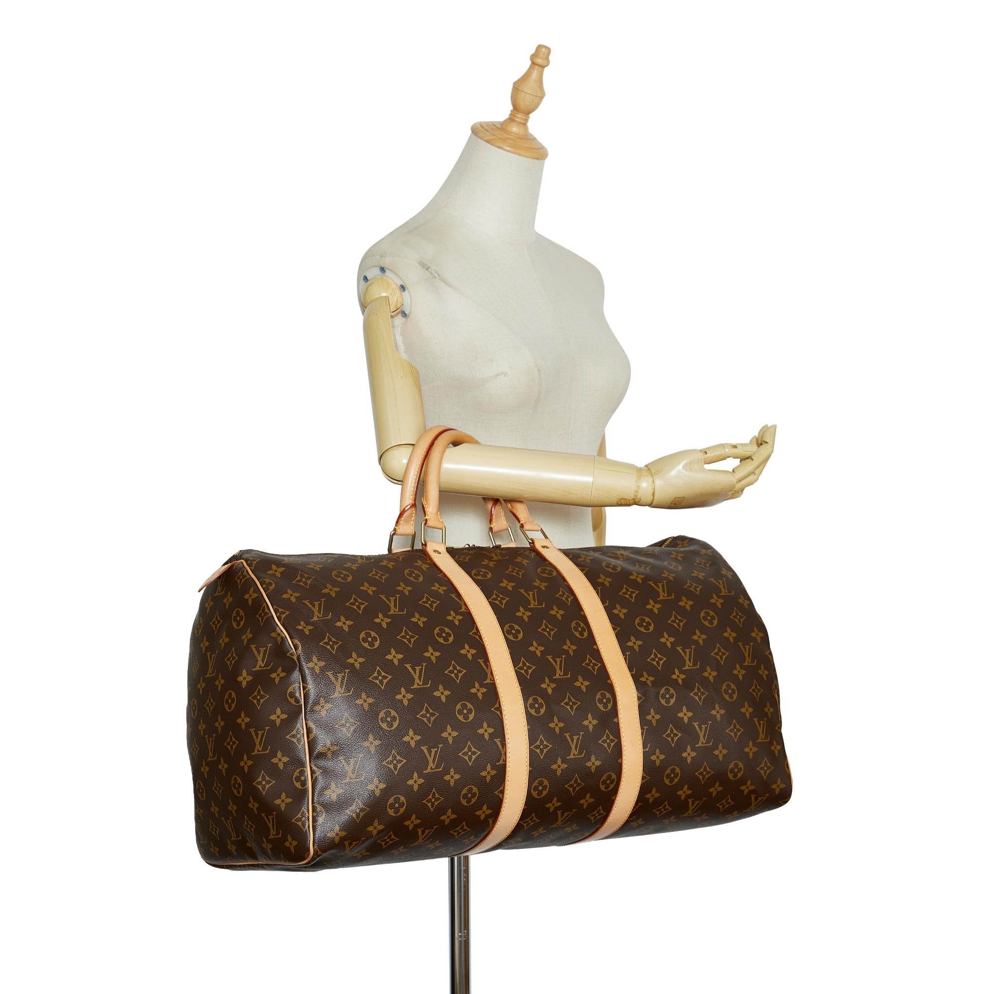Louis Vuitton Monogram Keepall 55 (SHG-iZGhVz)