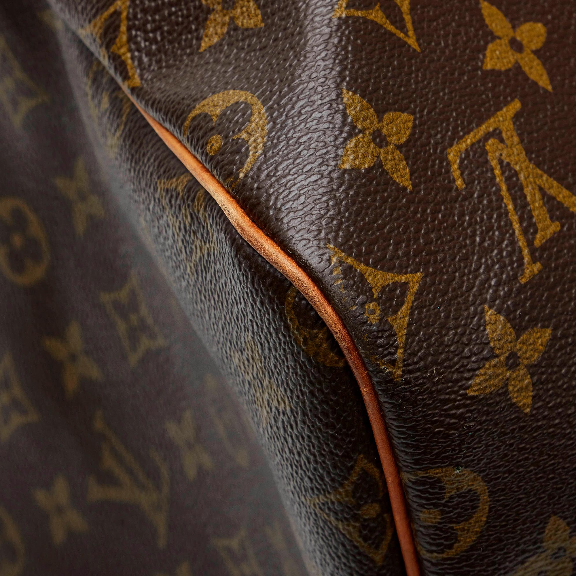 Louis Vuitton Monogram Keepall 55 (SHG-VNs5zc)