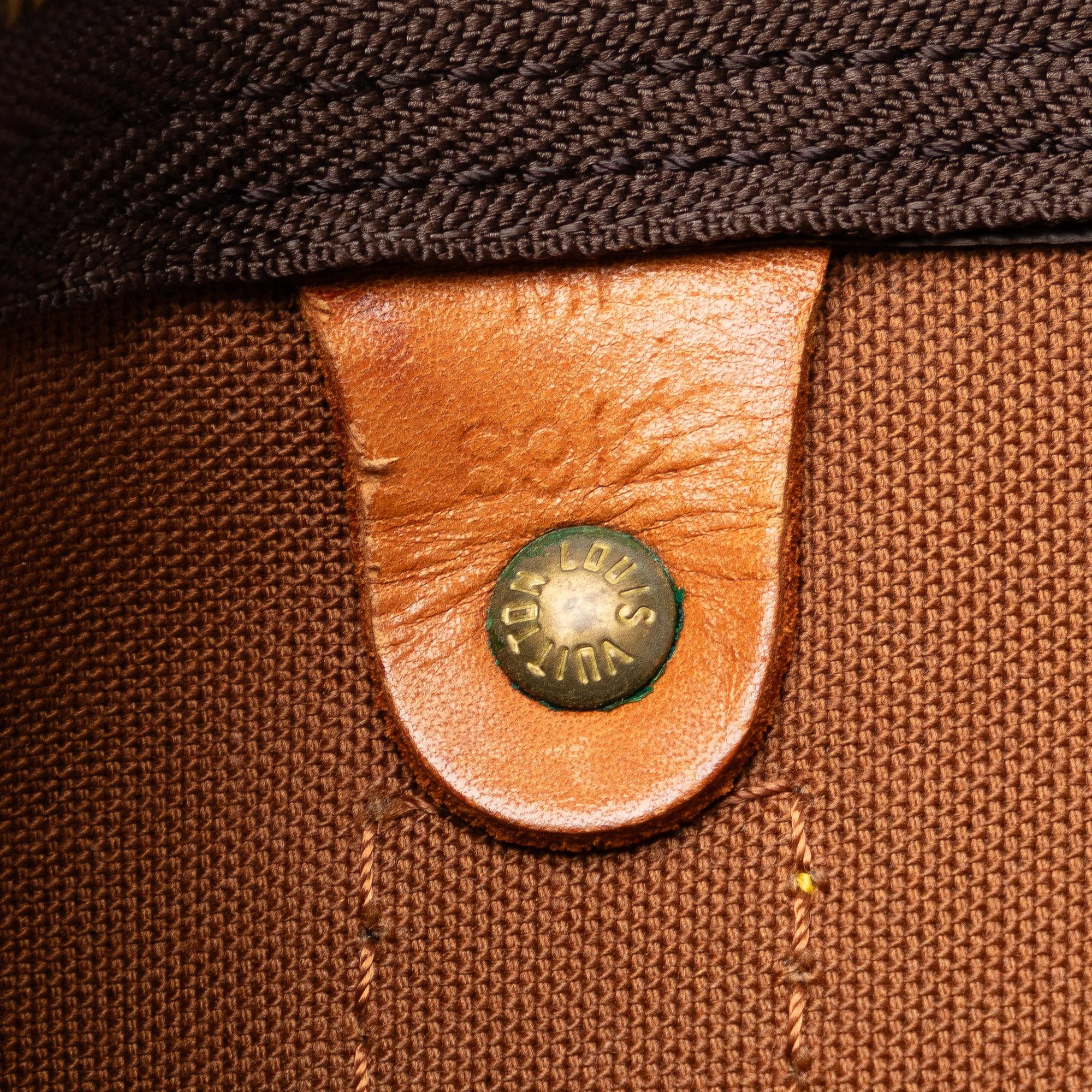 Louis Vuitton Monogram Keepall 55 (SHG-lmU4lK)