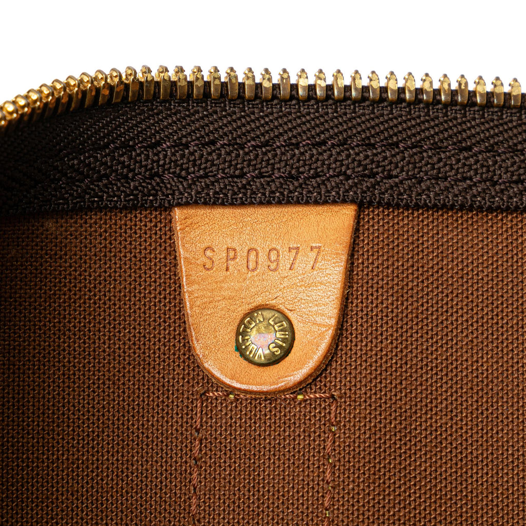 Louis Vuitton Monogram Keepall 55 (SHG-KZCJVp)