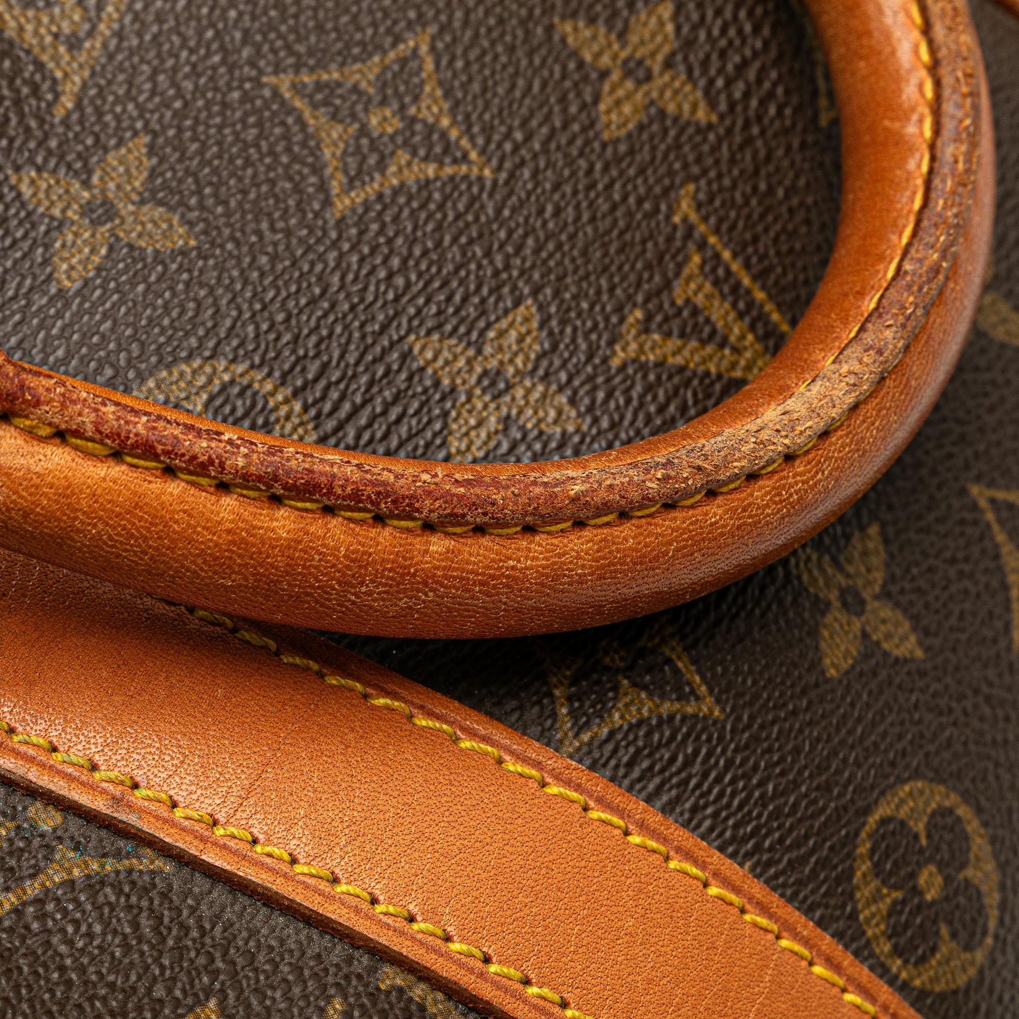 Louis Vuitton Monogram Keepall 55 (SHG-NVRJQB)