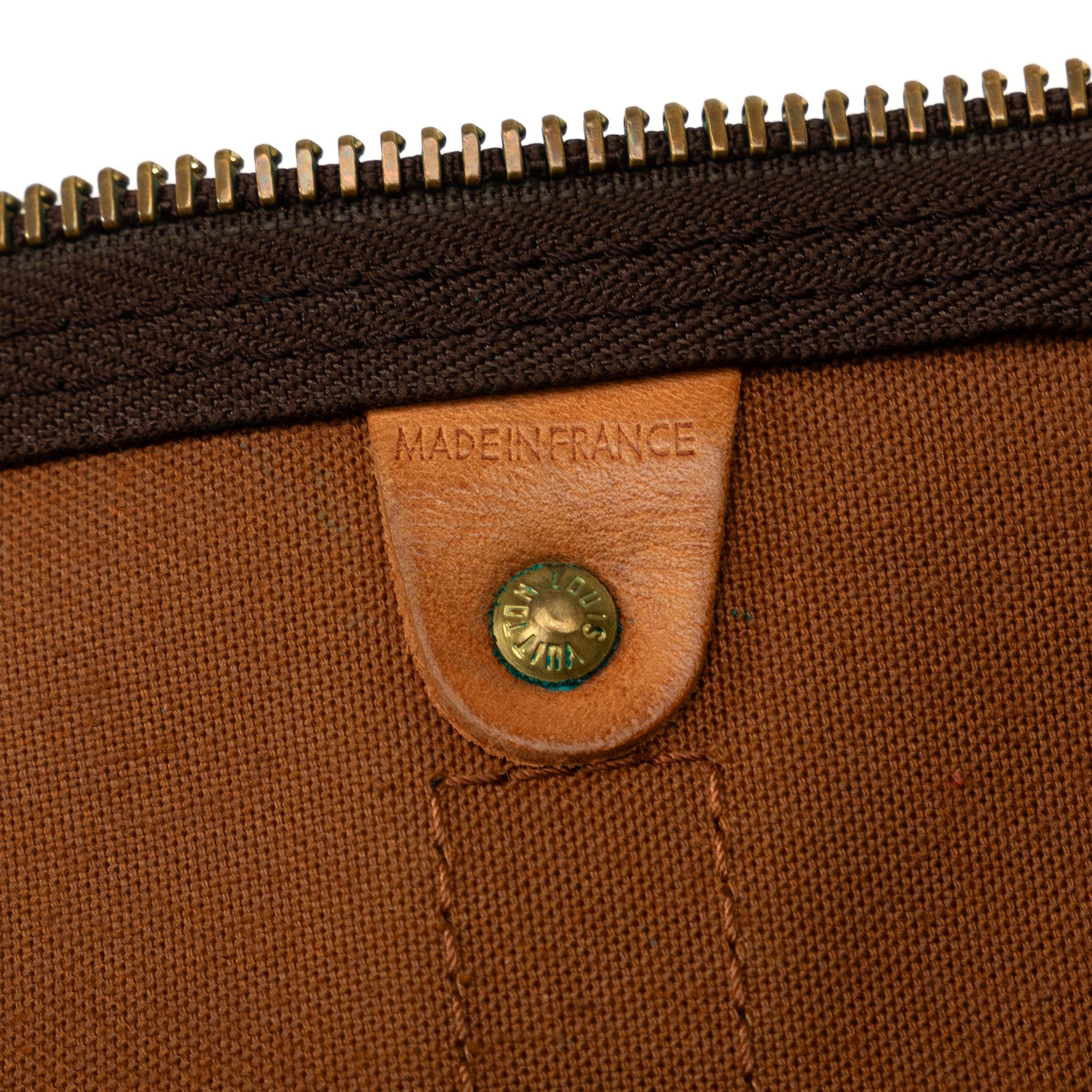 Louis Vuitton Monogram Keepall Bandouliere 55 (SHG-DSlmLs)
