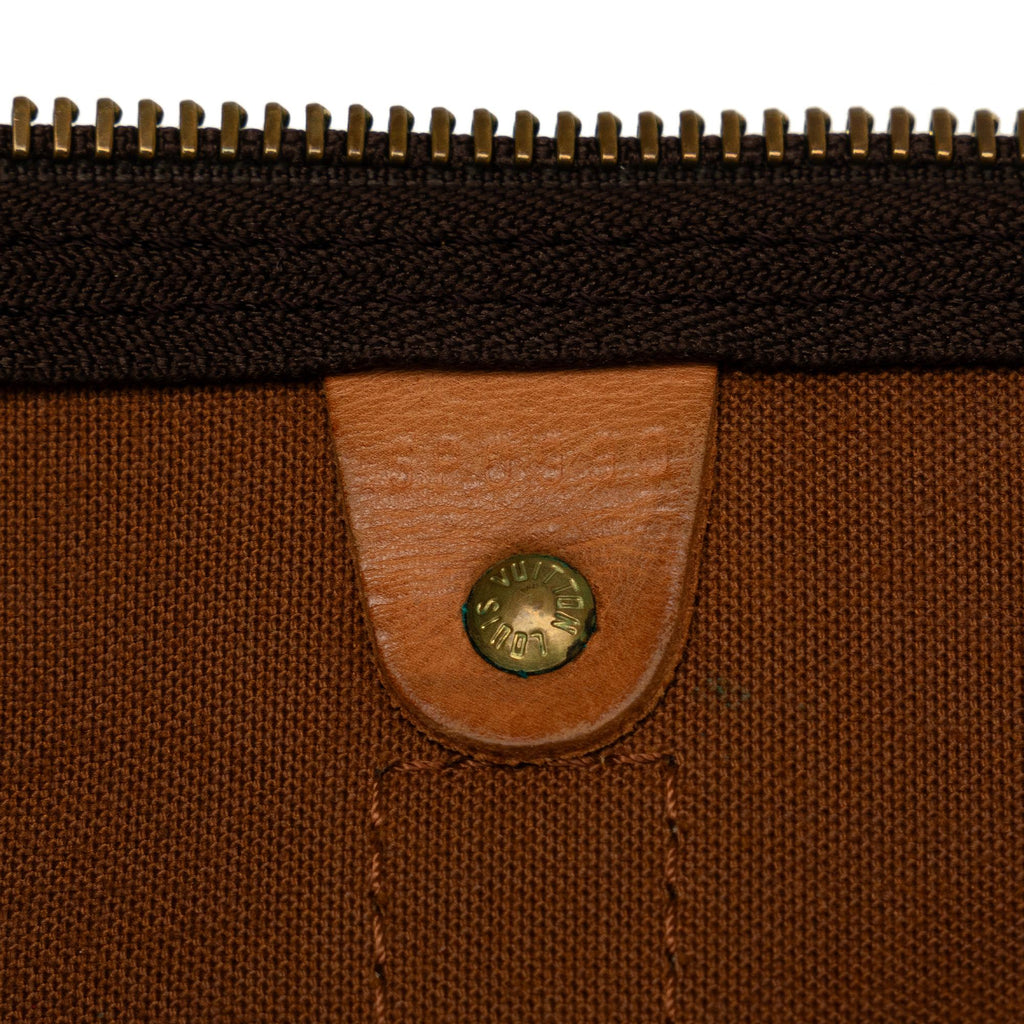 Louis Vuitton Monogram Keepall Bandouliere 55 (SHG-DSlmLs)