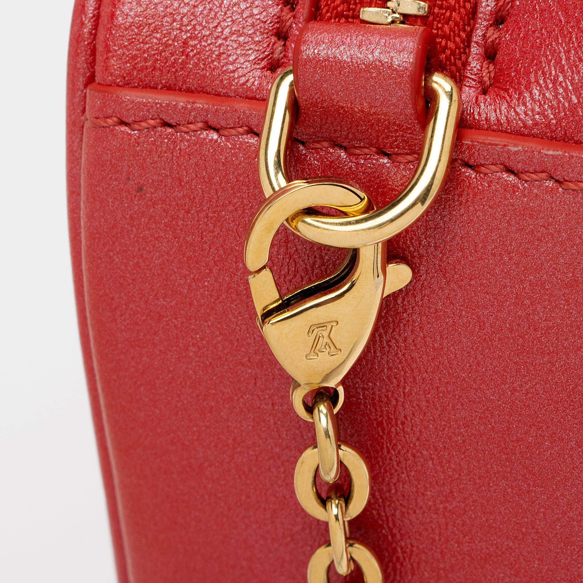Louis Vuitton Monogram Lambskin Sac Coueur Heart on Chain (SHF-VfXfrg)