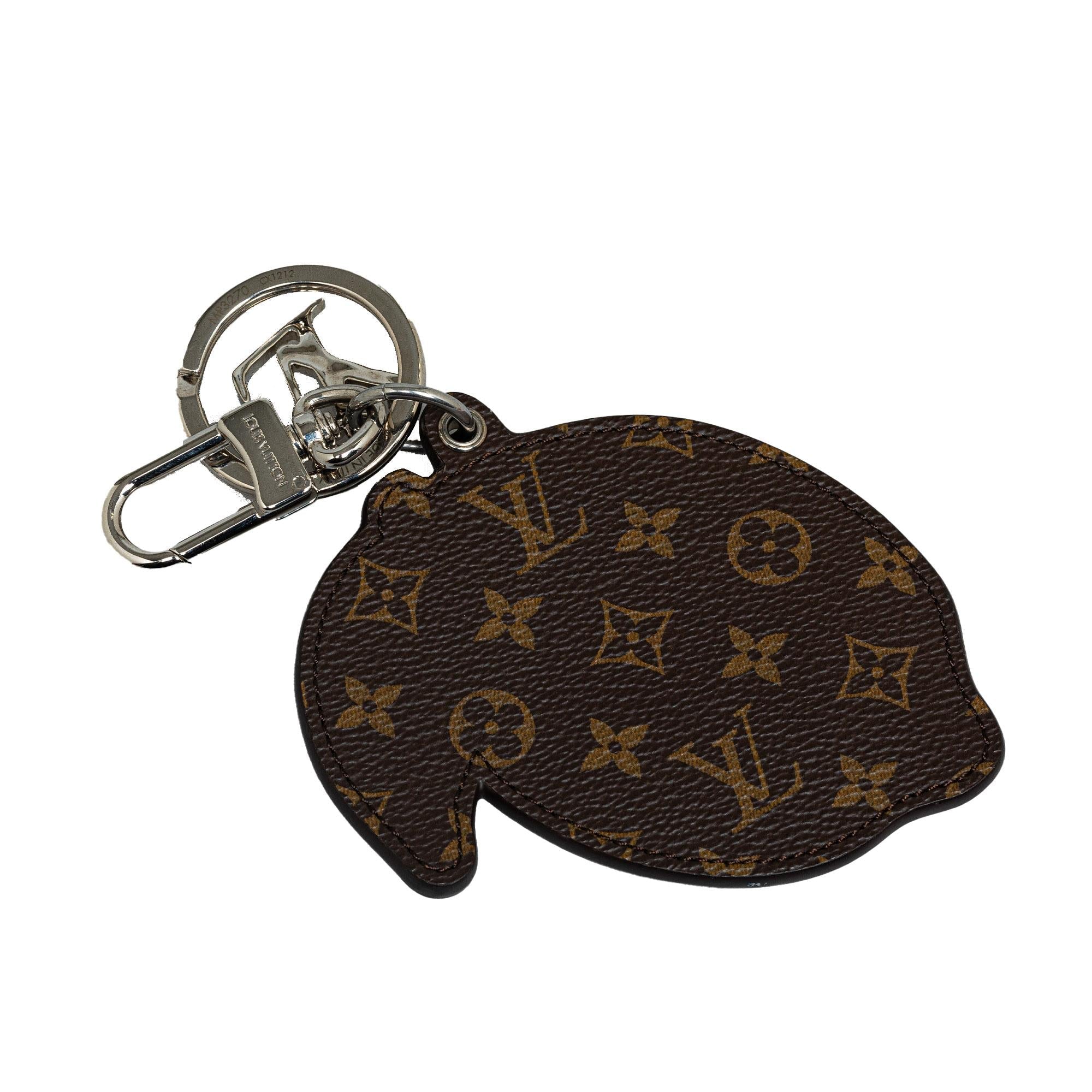 Louis Vuitton Monogram Lemon Charm Key Chain (SHG-iOZhLU)