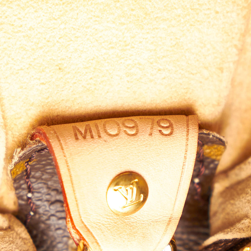 Louis Vuitton Monogram Looping GM (SHG-28263)