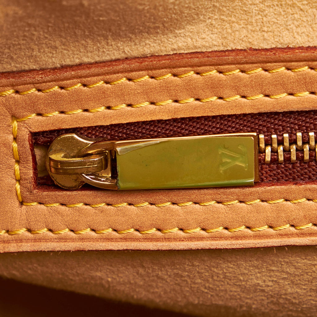 Louis Vuitton Monogram Looping GM (SHG-32295)