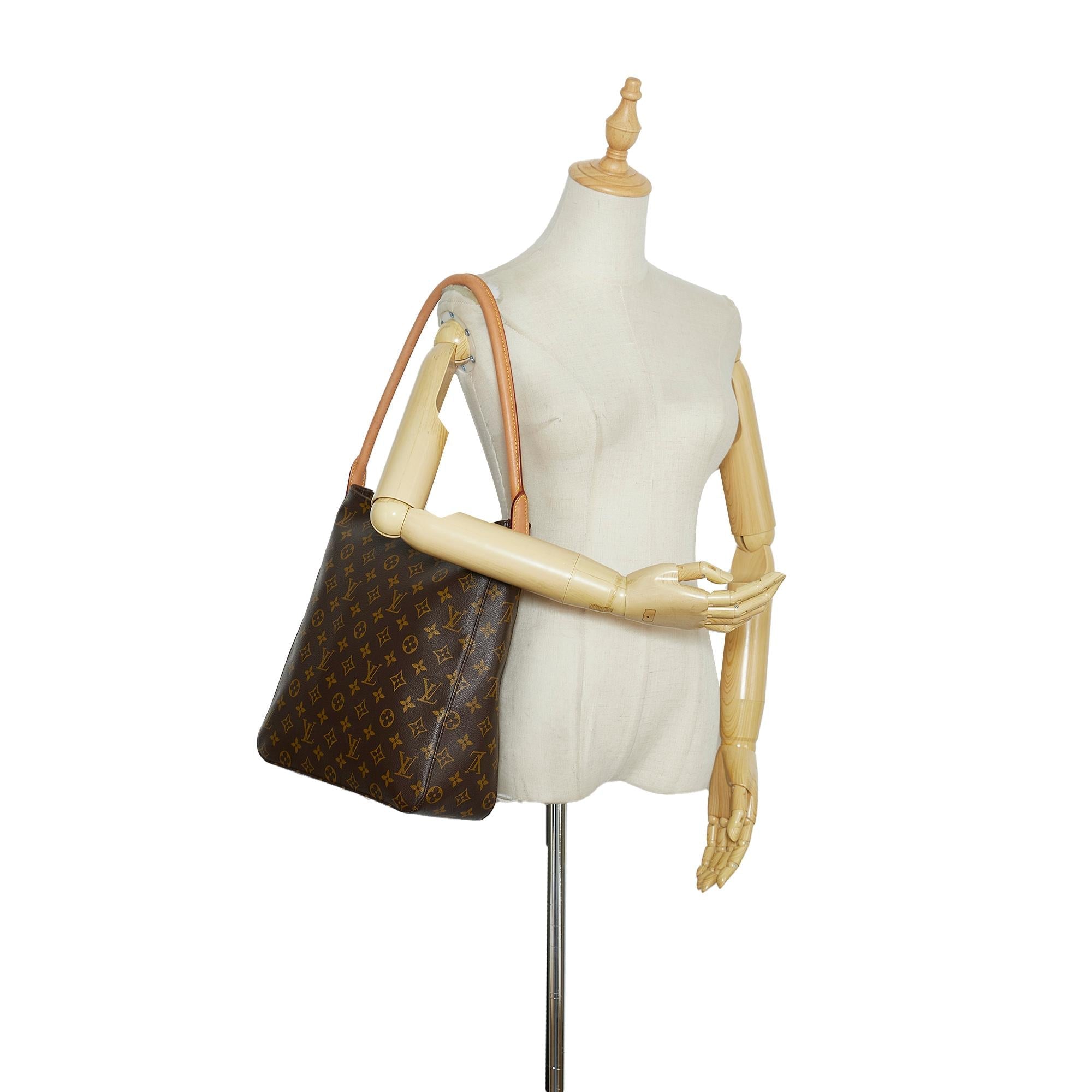 Louis Vuitton Monogram Looping GM (SHG-ruizft)