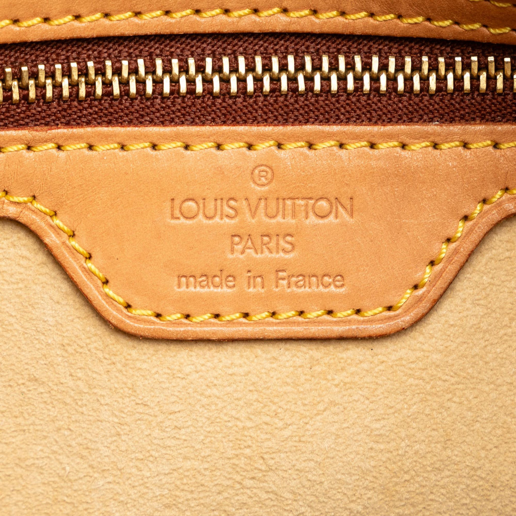 Louis Vuitton Monogram Looping GM (SHG-ho4C2N)