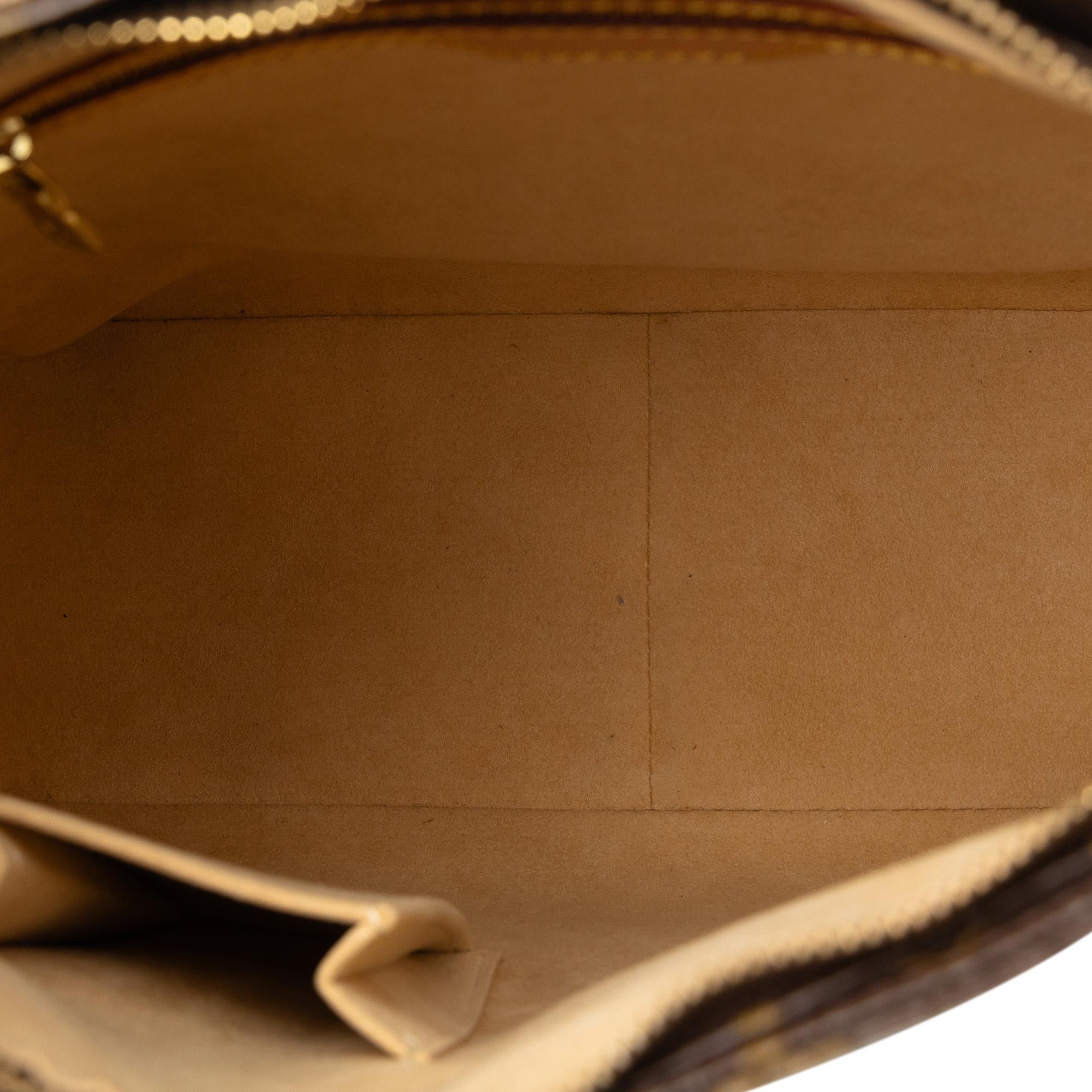 Louis Vuitton Monogram Looping GM (SHG-jFP4xm)