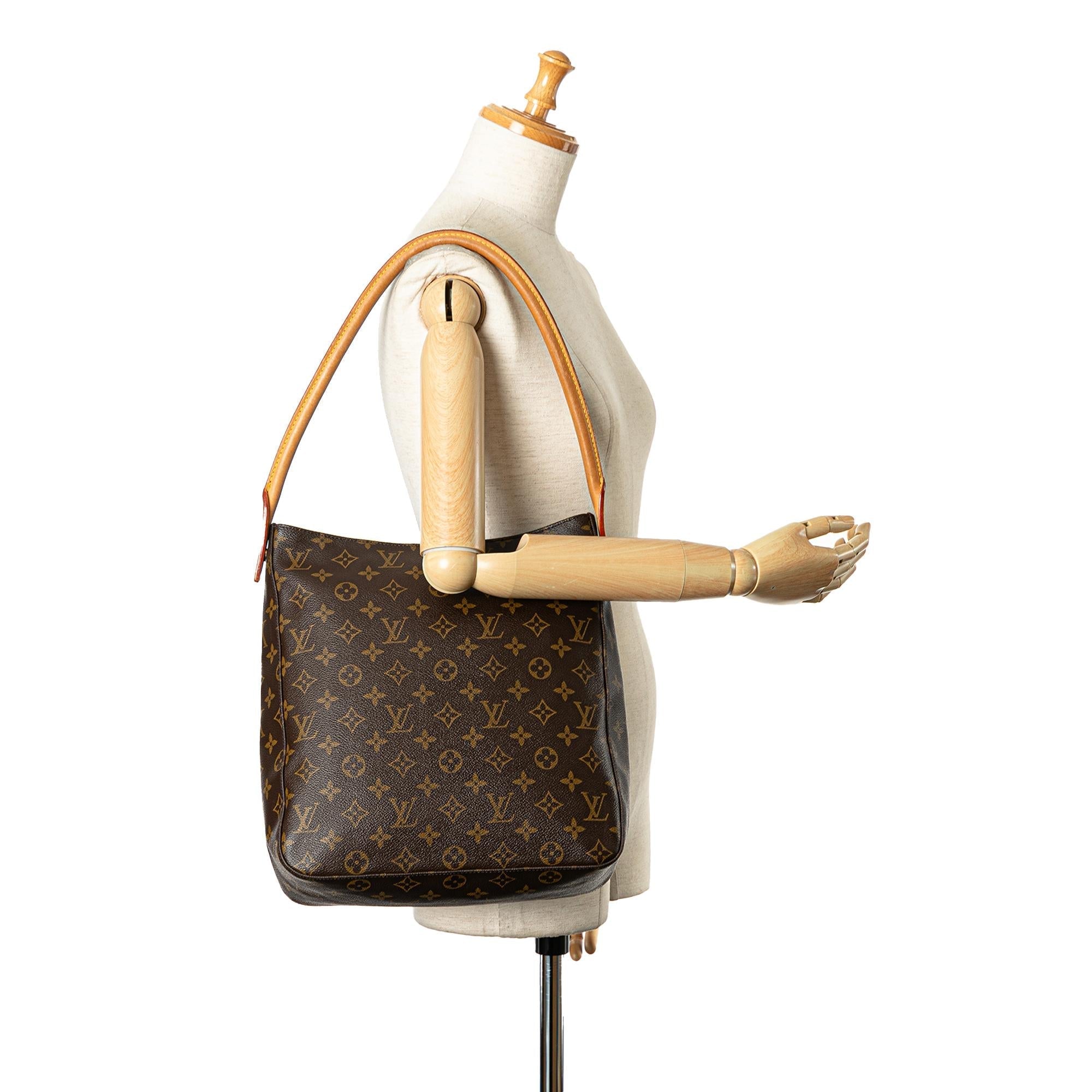 Louis Vuitton Monogram Looping GM (SHG-OCJNVS)