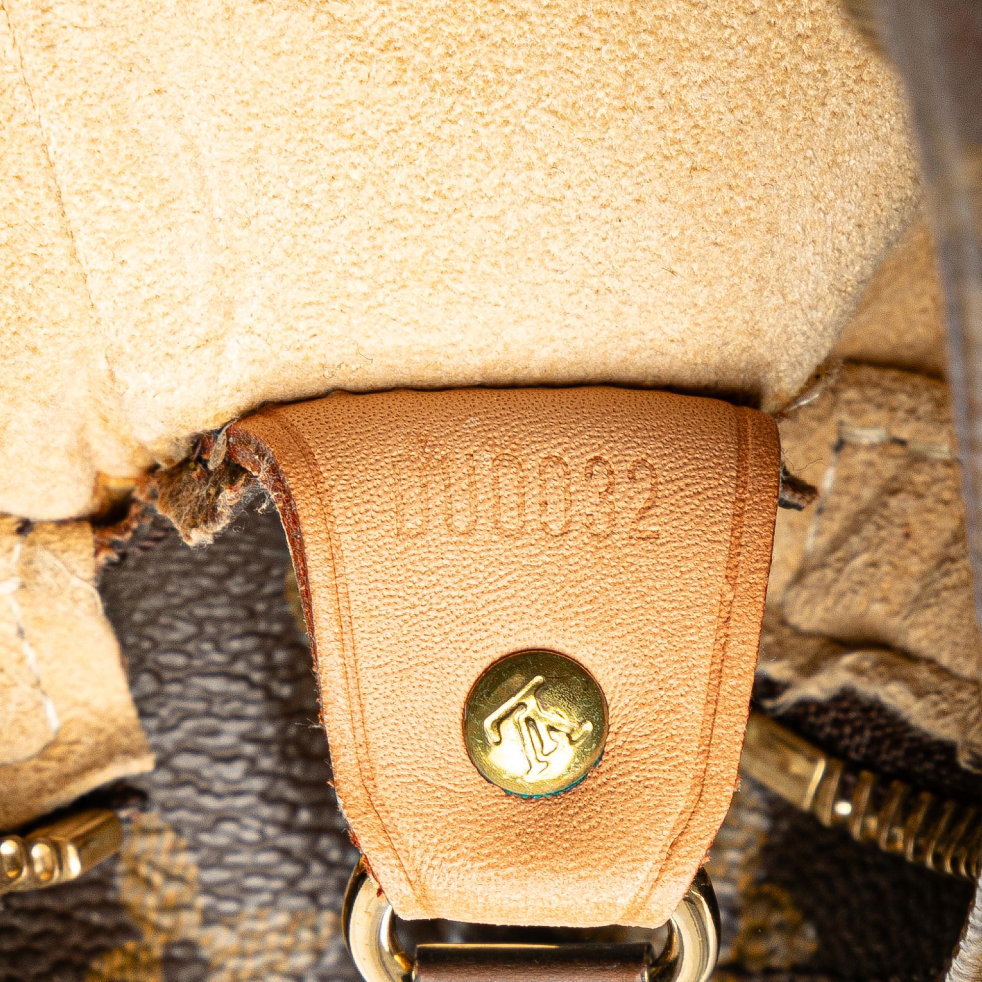 Louis Vuitton Monogram Looping GM (SHG-moHgW0)