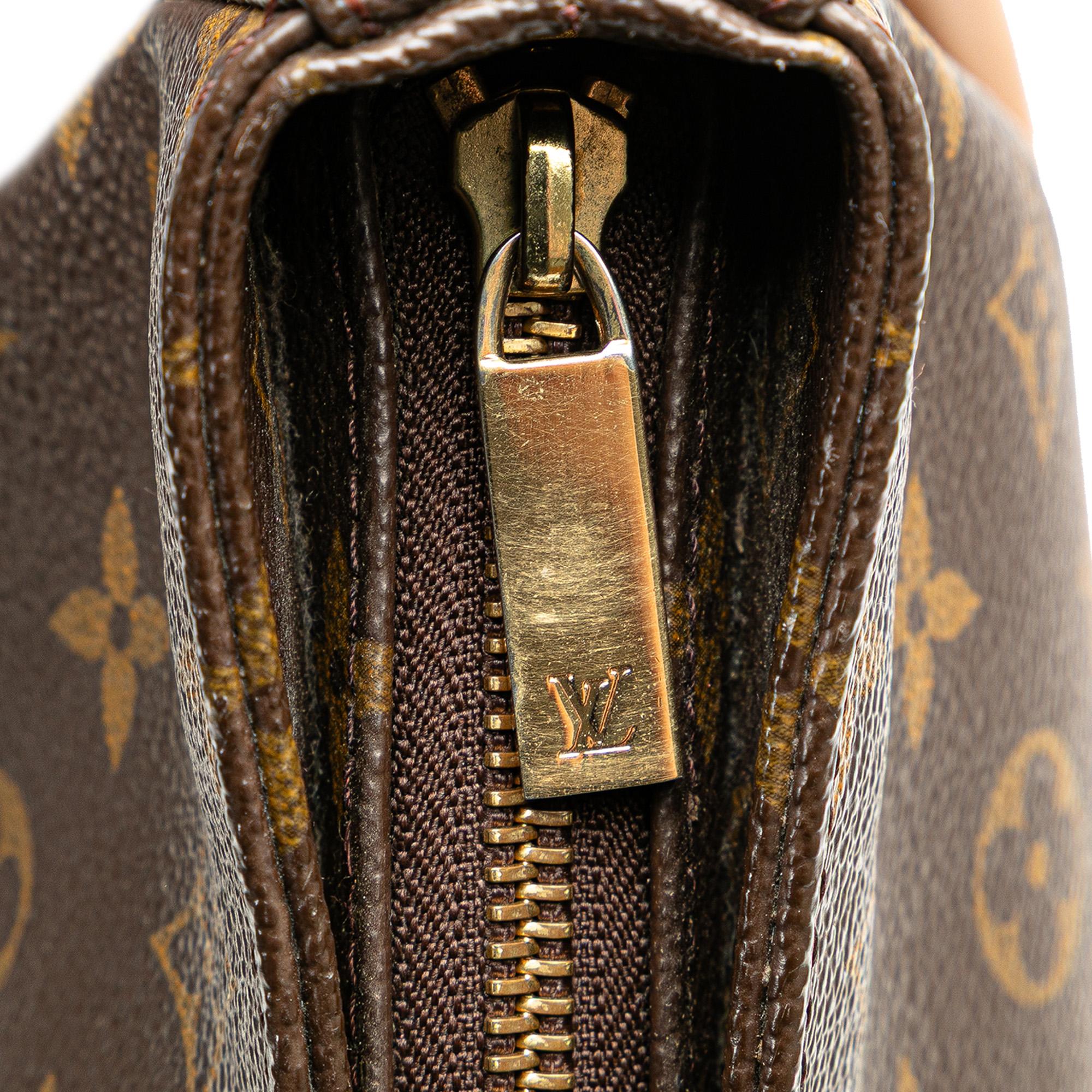 Louis Vuitton Monogram Looping GM