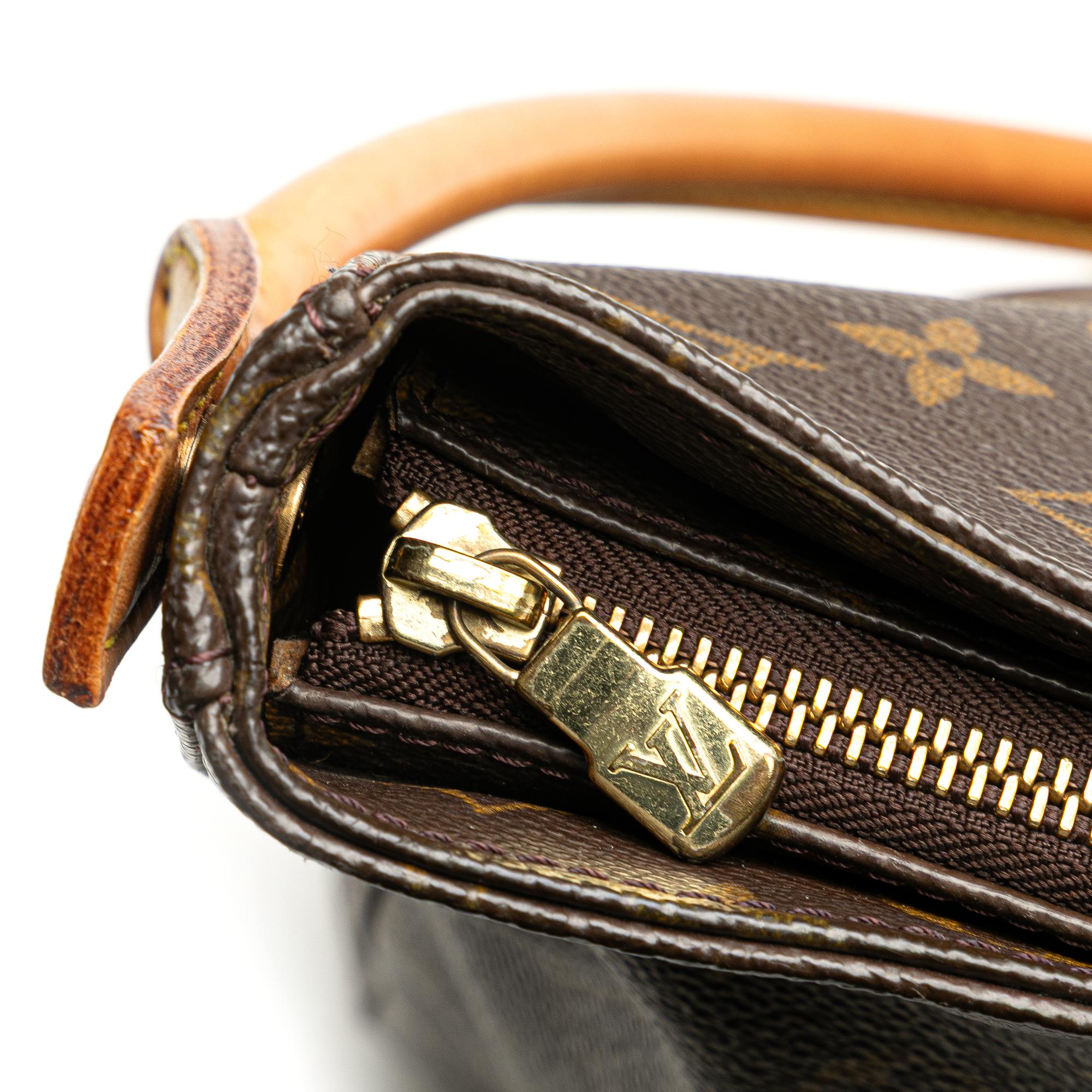 Louis Vuitton Monogram Looping GM