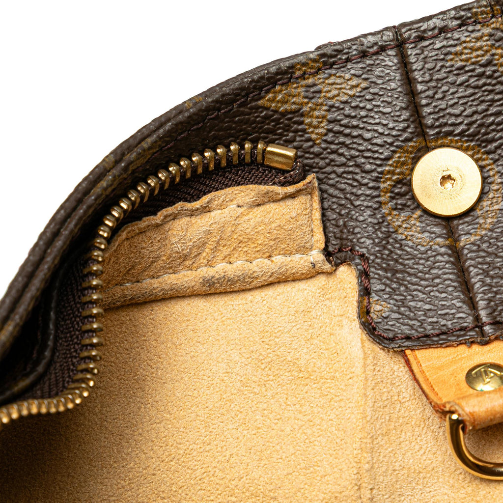 Louis Vuitton Monogram Looping GM