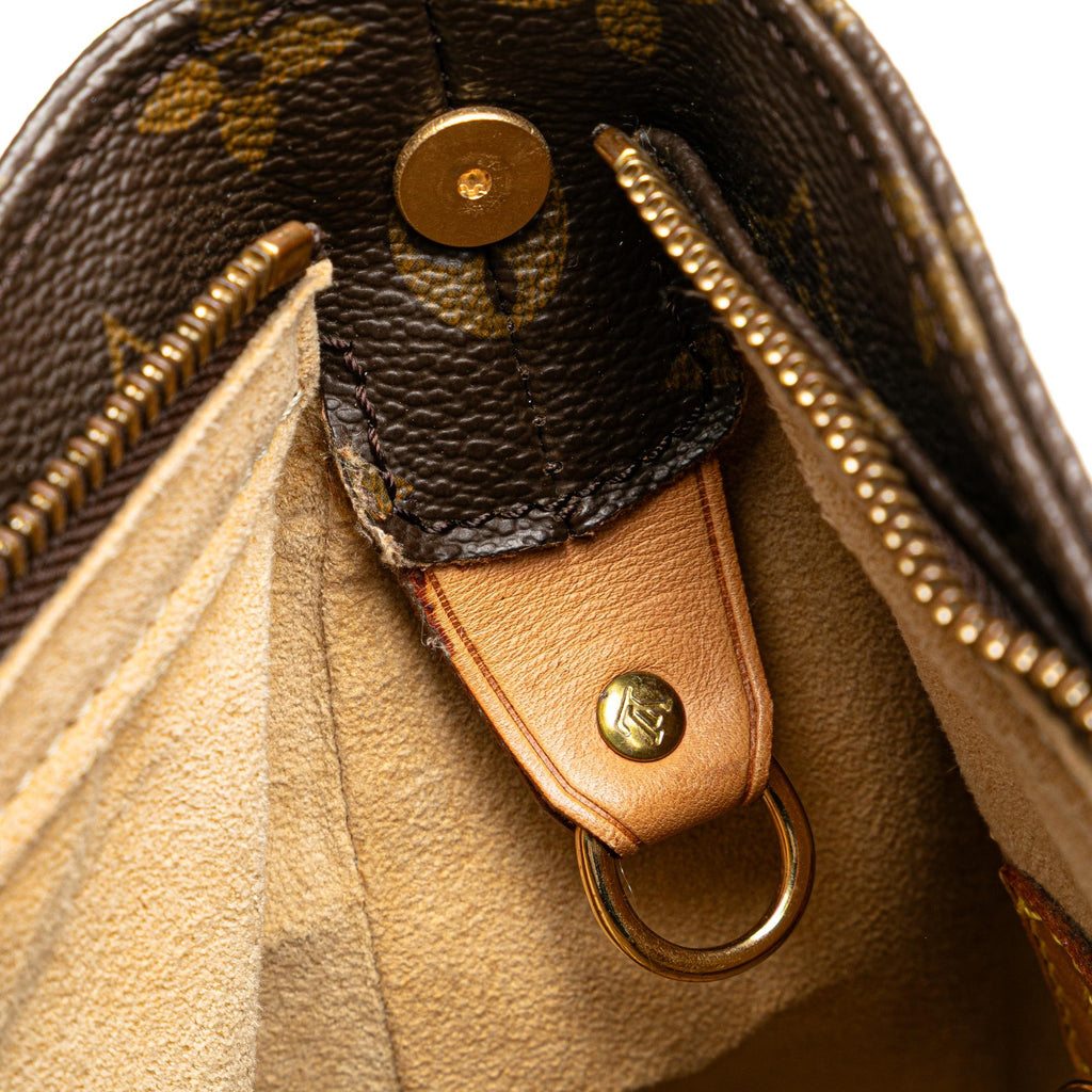Louis Vuitton Monogram Looping GM