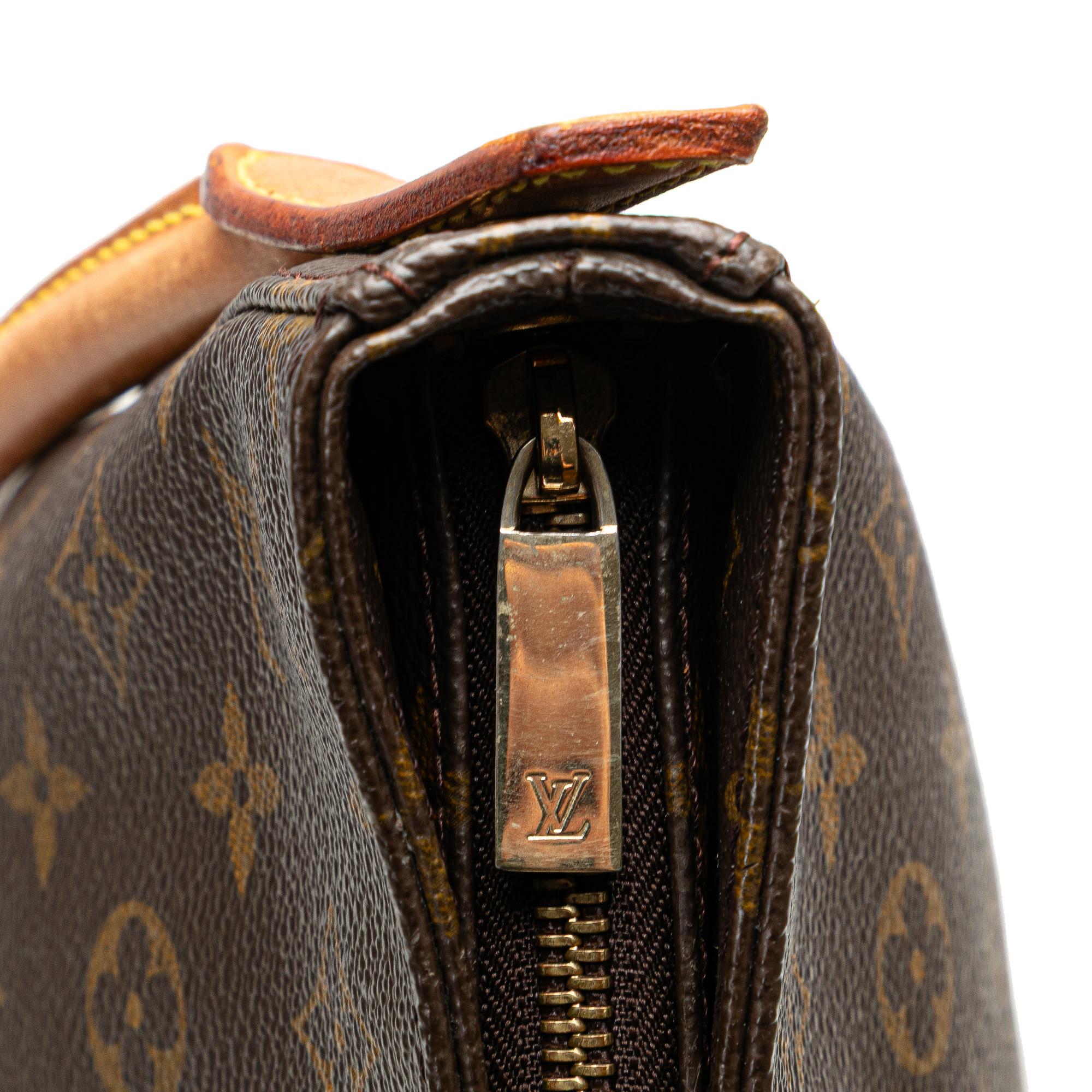 Louis Vuitton Monogram Looping GM