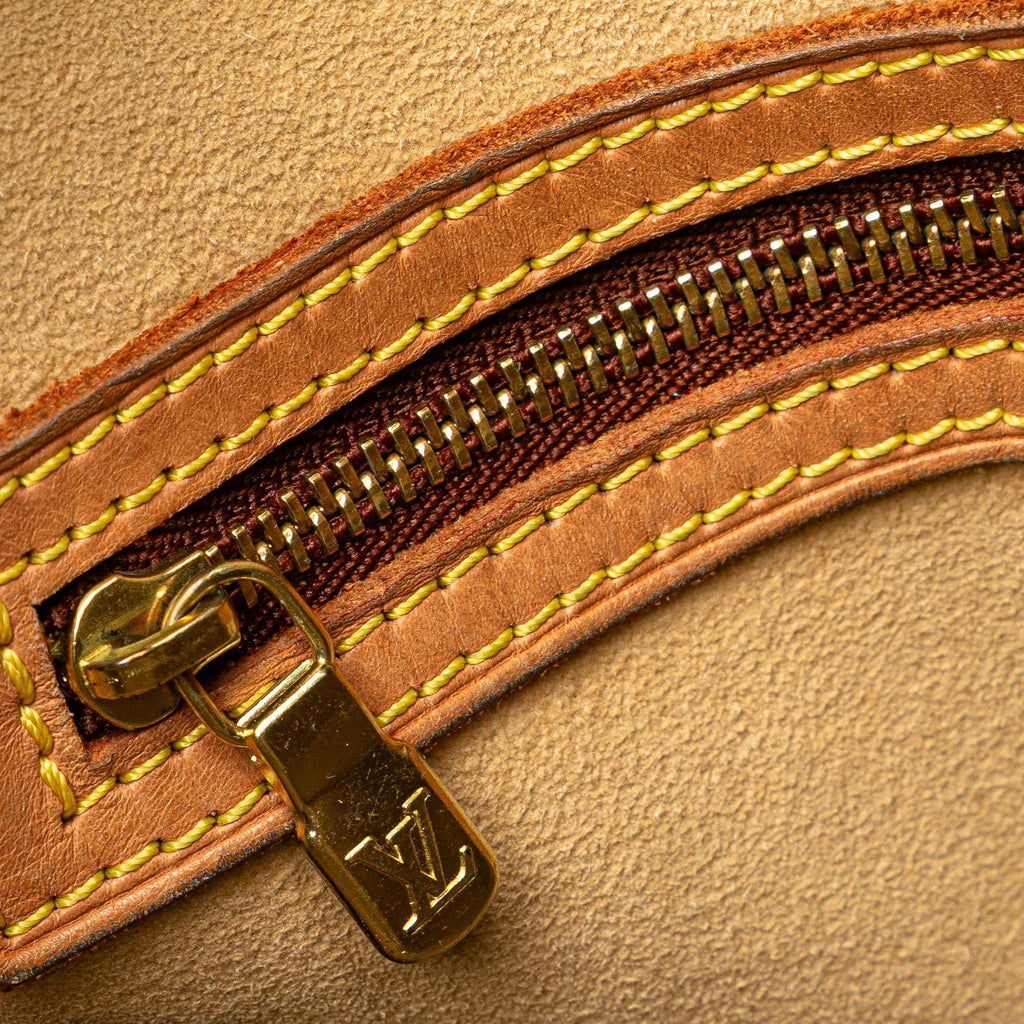 Louis Vuitton Monogram Looping GM