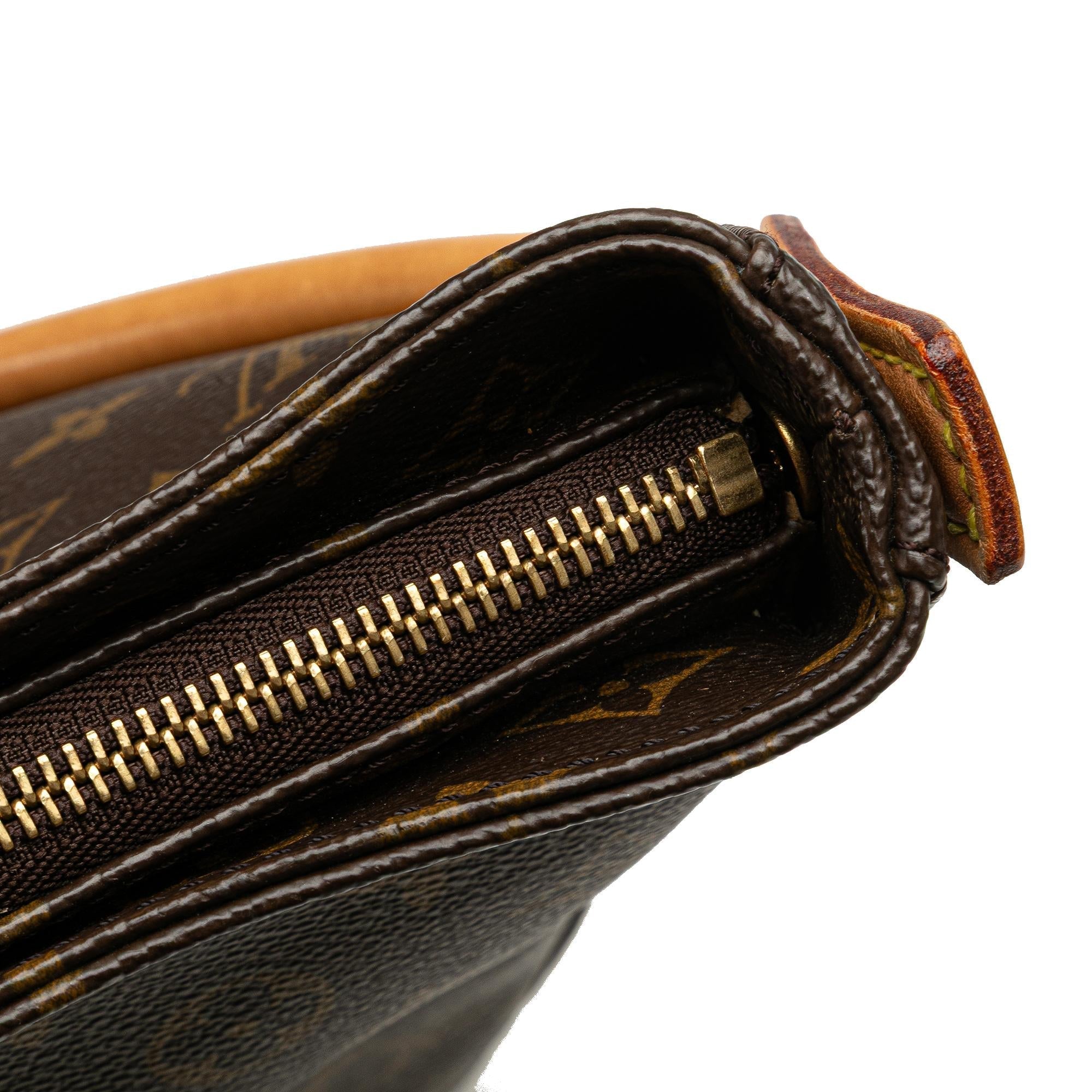 Louis Vuitton Monogram Looping GM