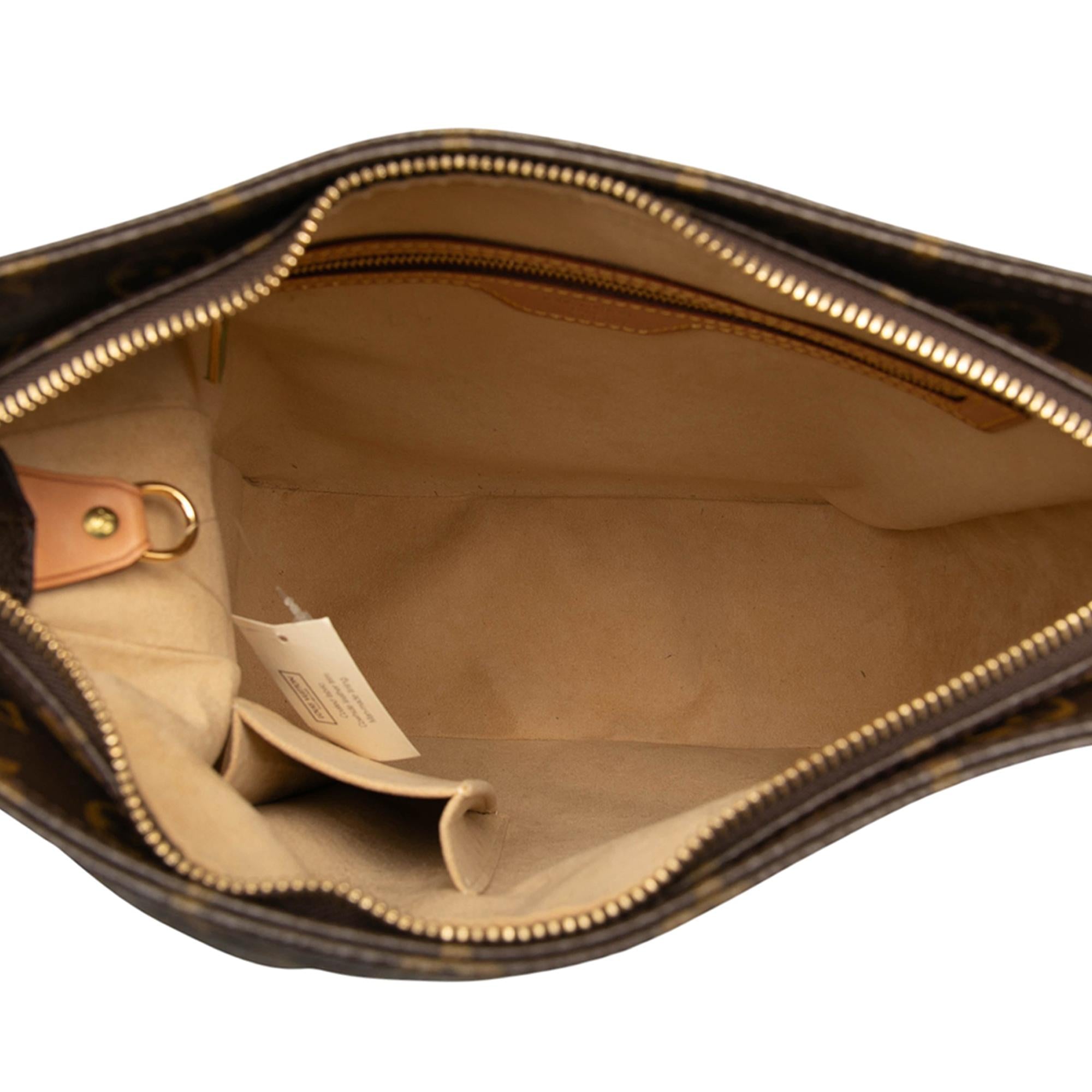 Louis Vuitton Monogram Looping GM