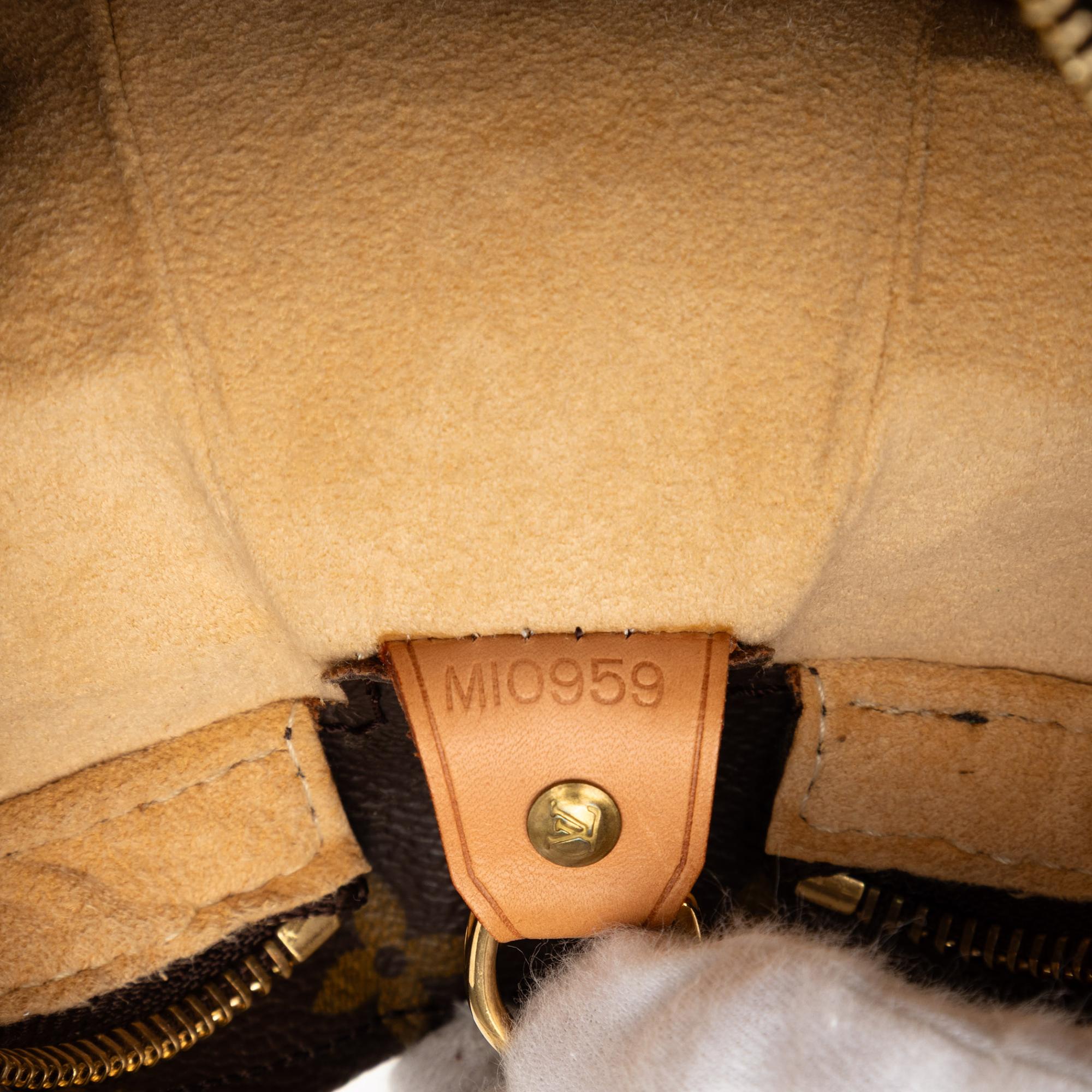Louis Vuitton Monogram Looping GM