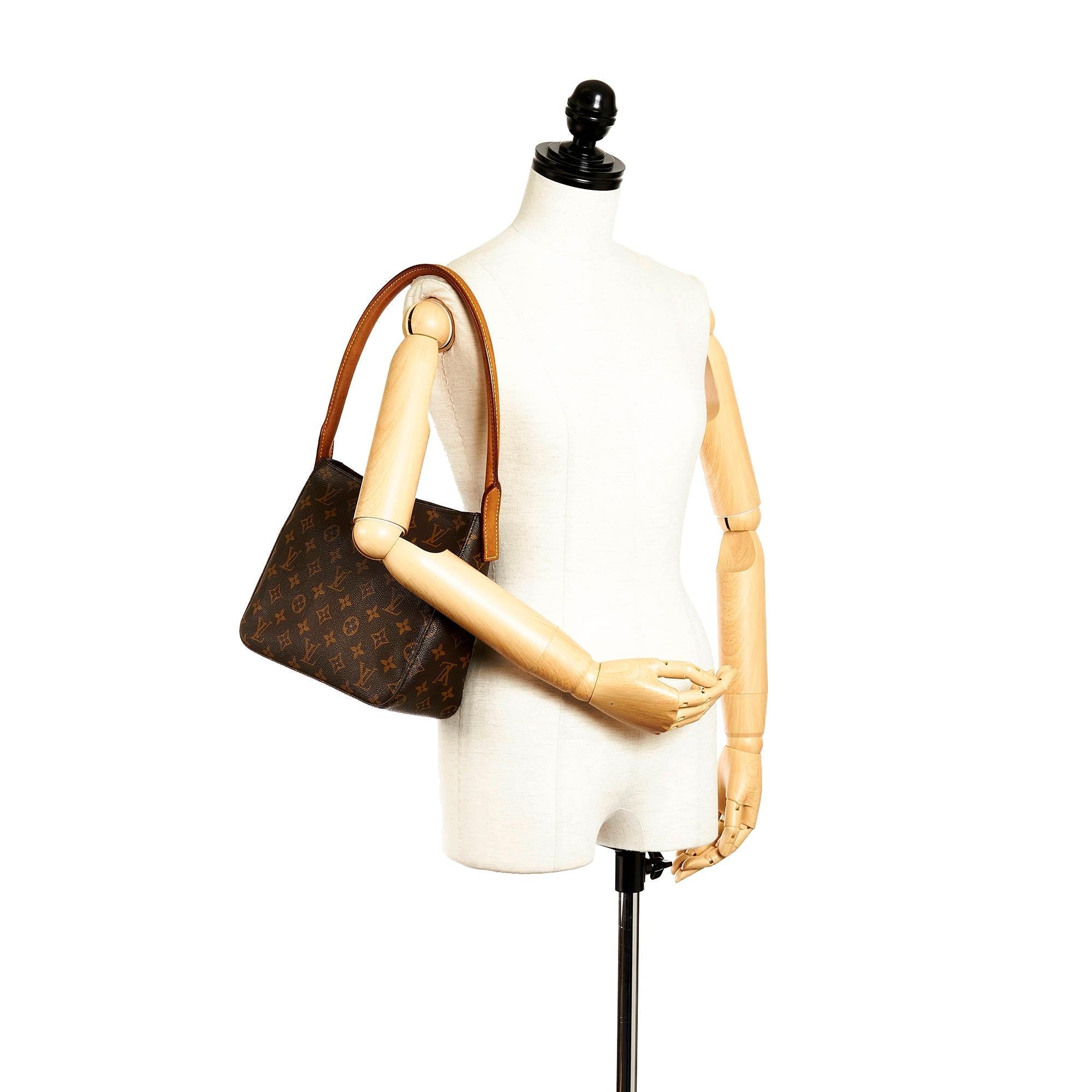 Louis Vuitton Monogram Looping MM (SHG-36593)