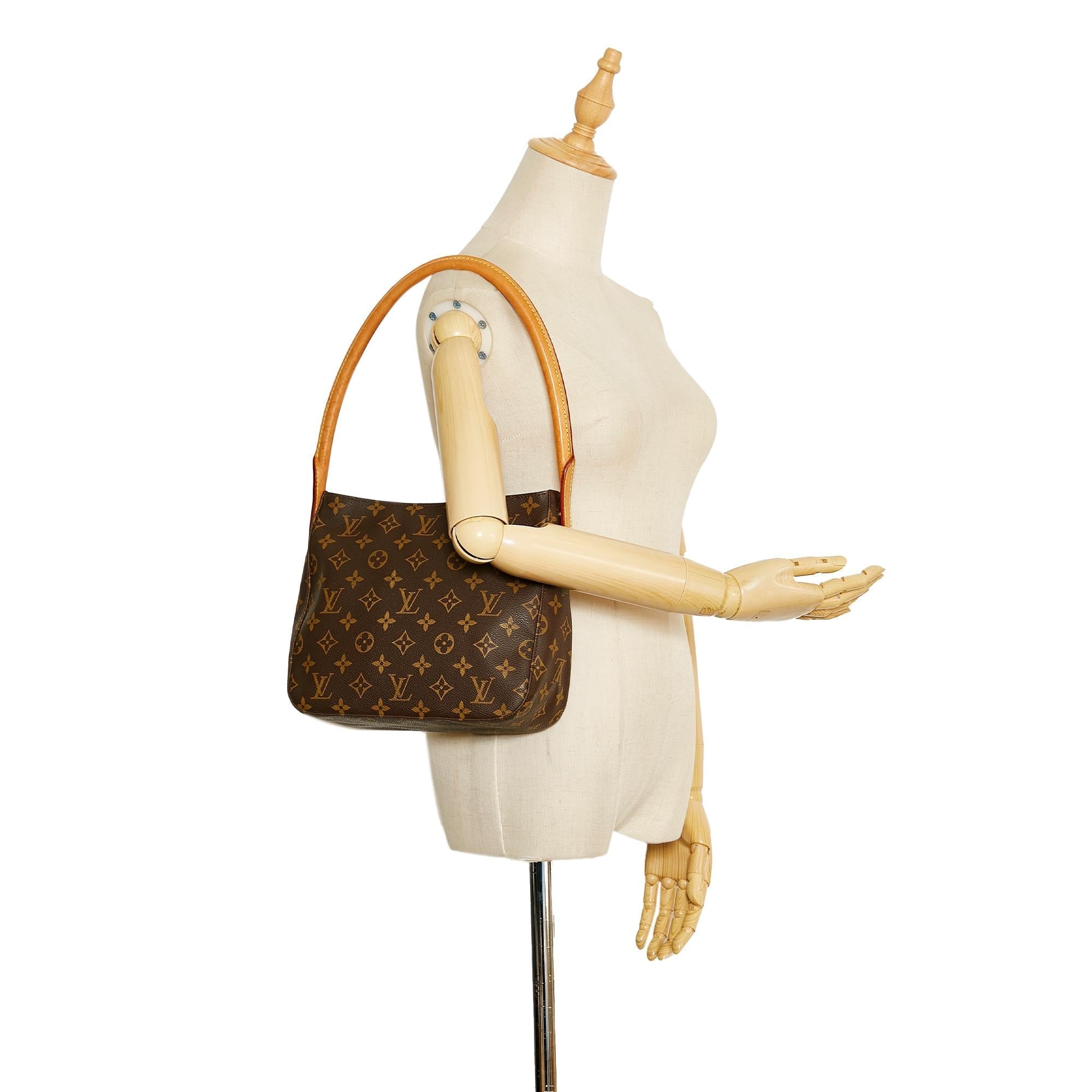 Louis Vuitton Monogram Looping MM (SHG-37861)