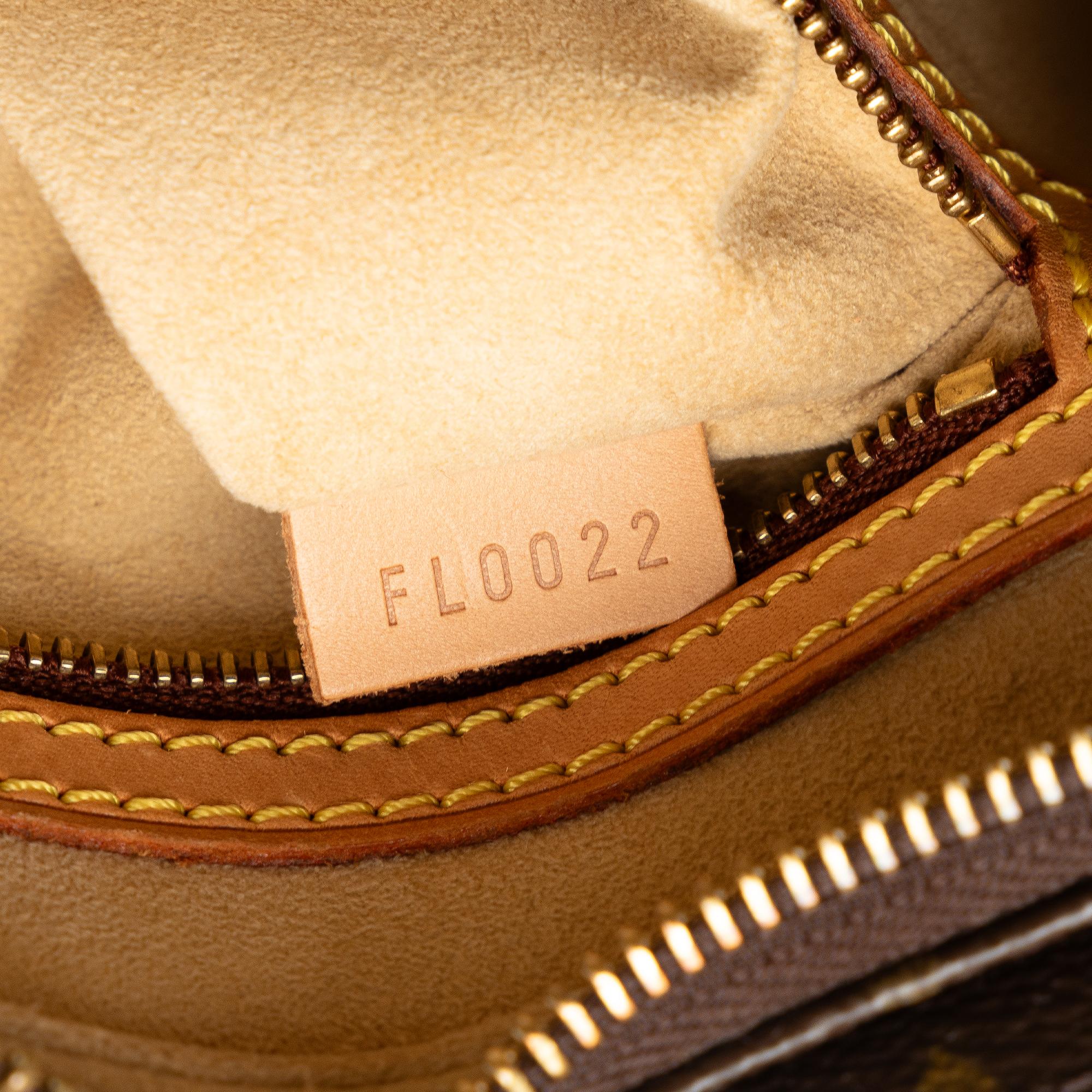 Louis Vuitton Monogram Looping MM (SHG-XyENM1)