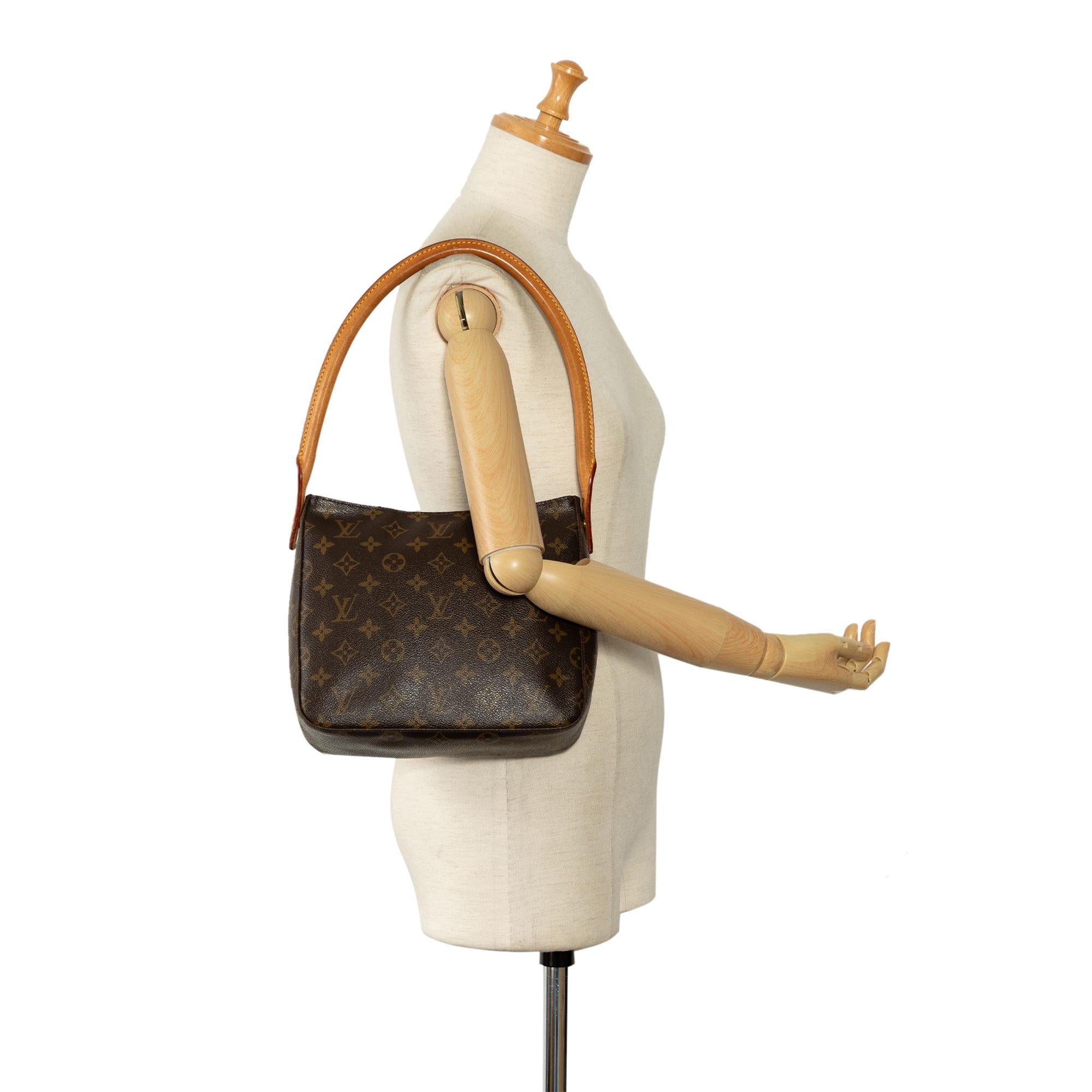 Louis Vuitton Monogram Looping MM (SHG-XyENM1)