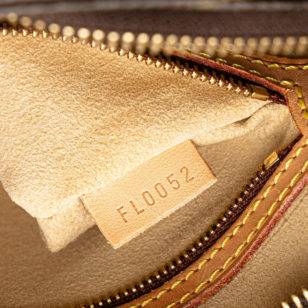 Louis Vuitton Monogram Looping MM (SHG-18eR80)