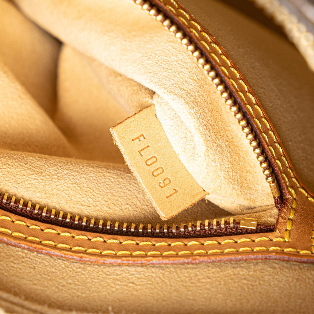 Louis Vuitton Monogram Looping MM