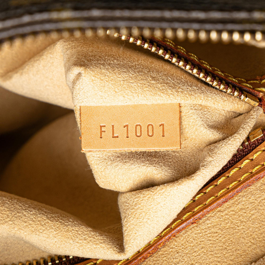 Louis Vuitton Monogram Looping MM