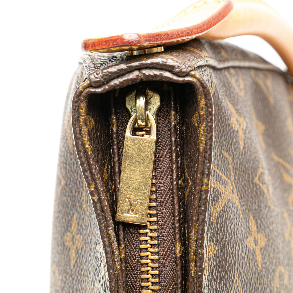 Louis Vuitton Monogram Looping MM