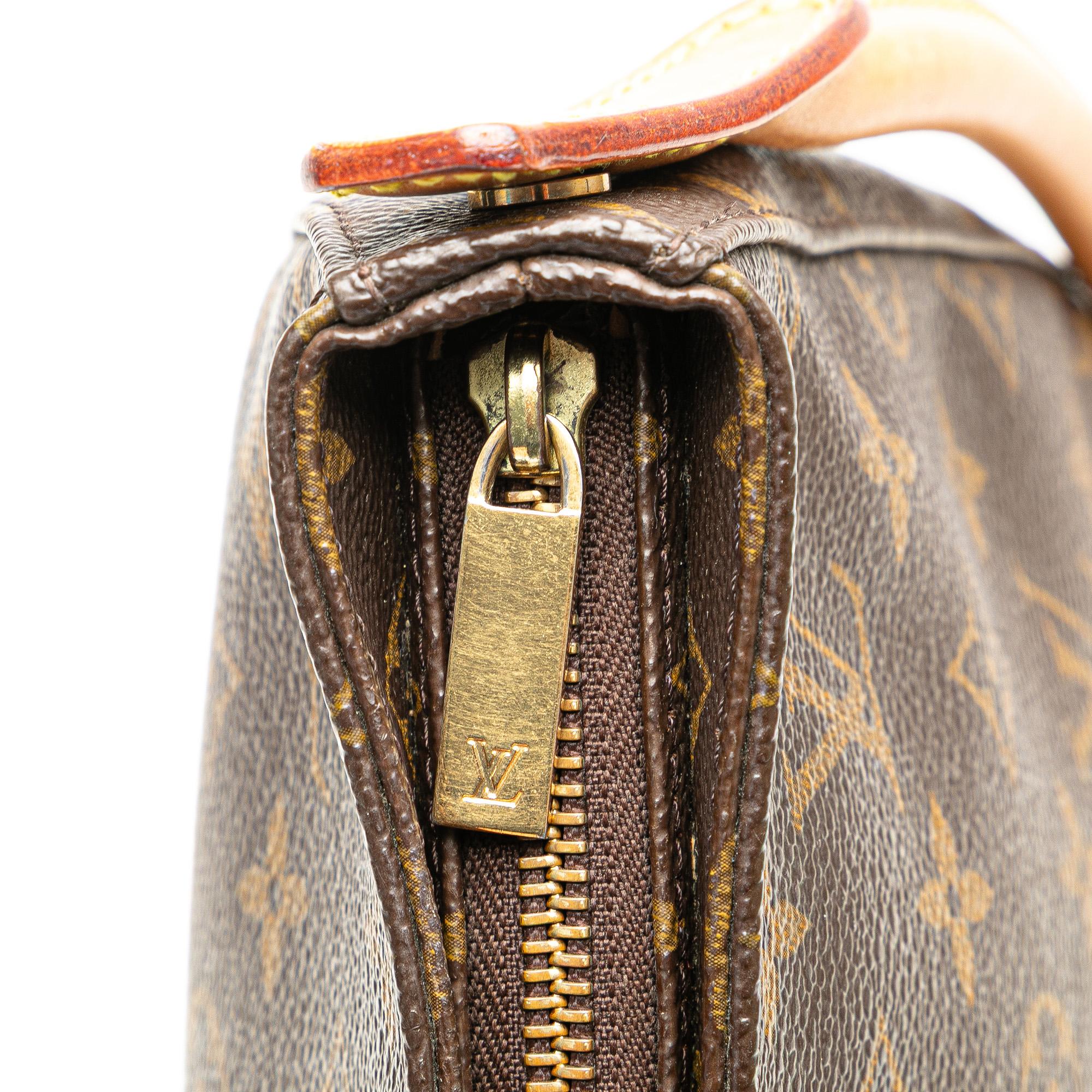Louis Vuitton Monogram Looping MM