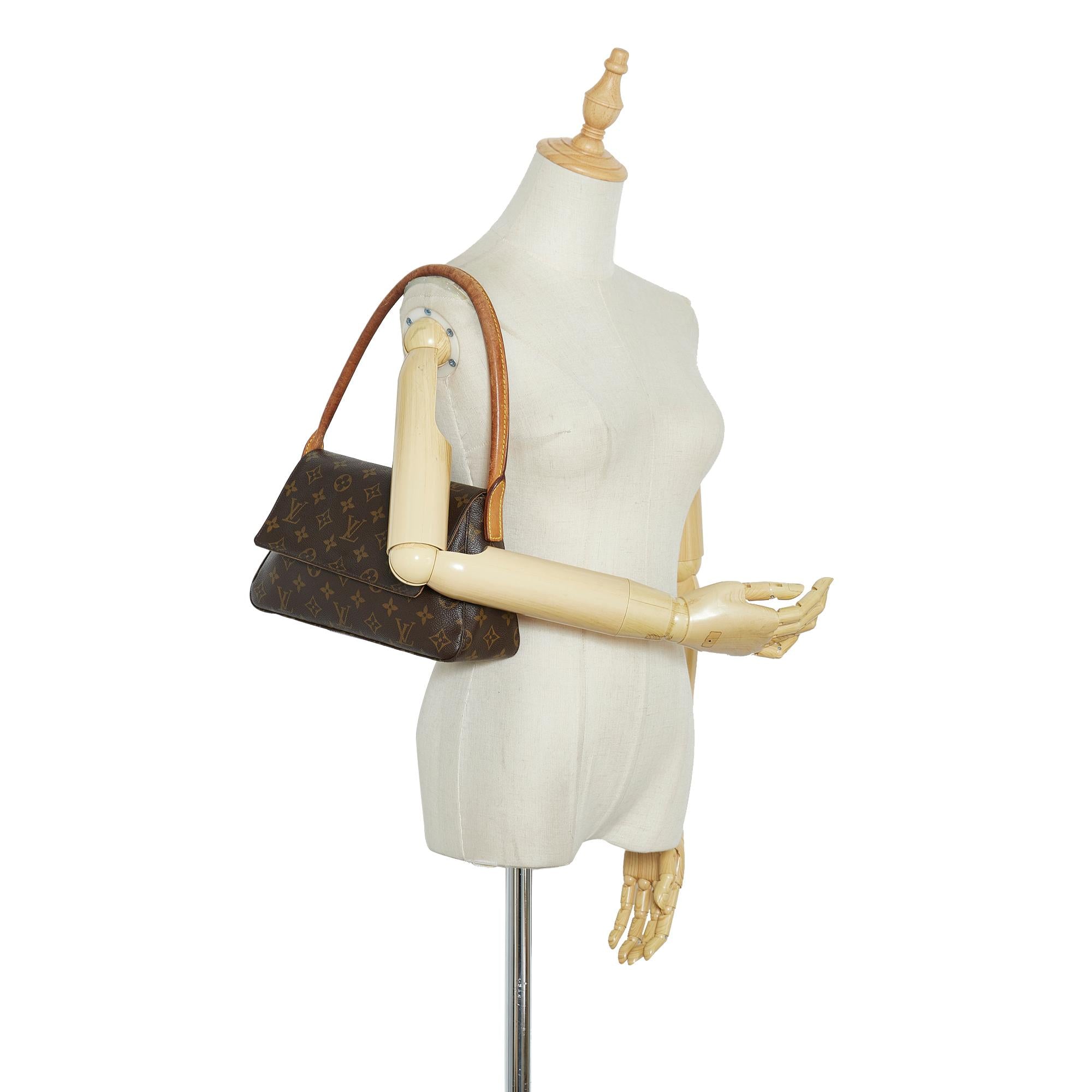 Louis Vuitton Monogram Looping Mini (SHG-uGUycE)