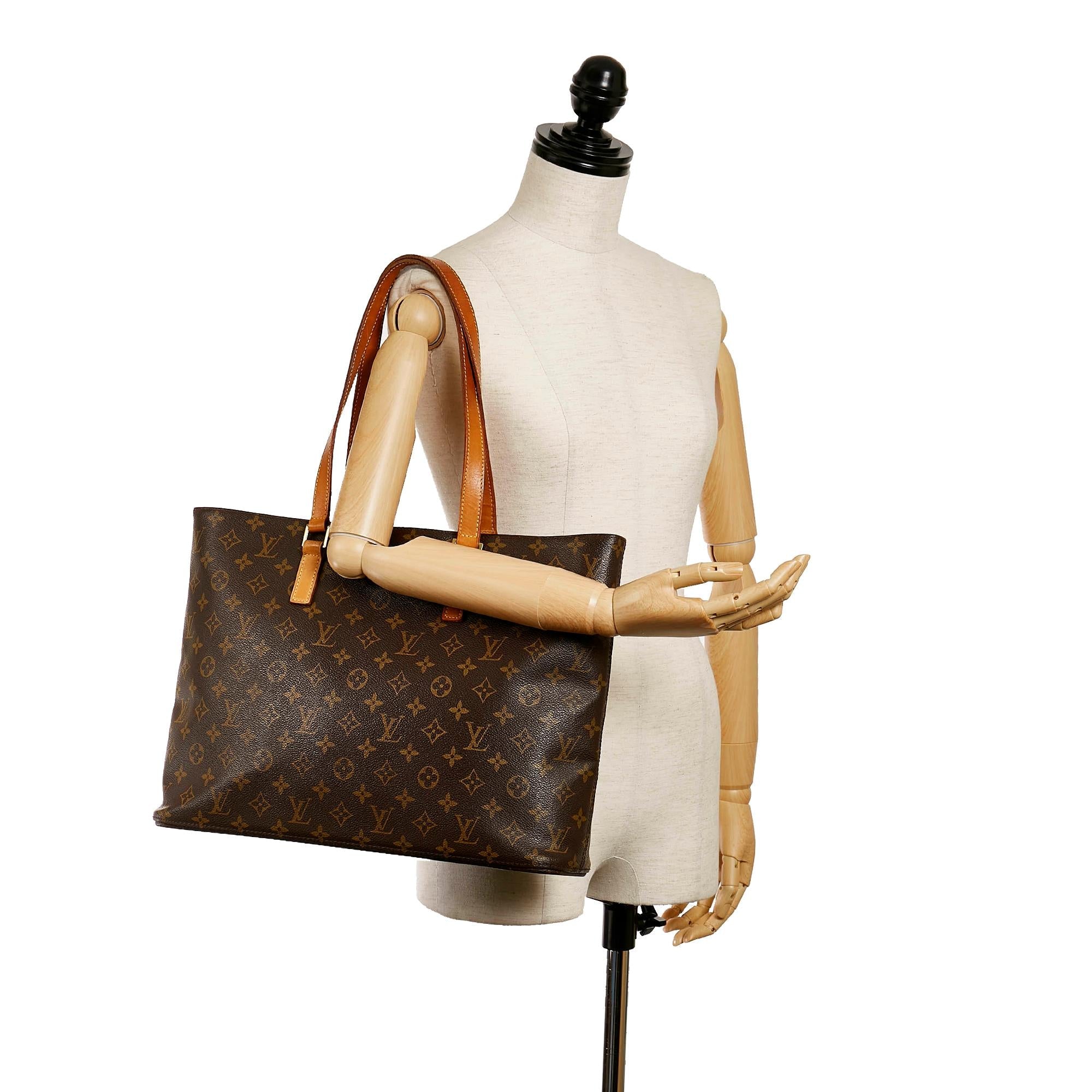 Louis Vuitton Monogram Luco (SHG-30481)